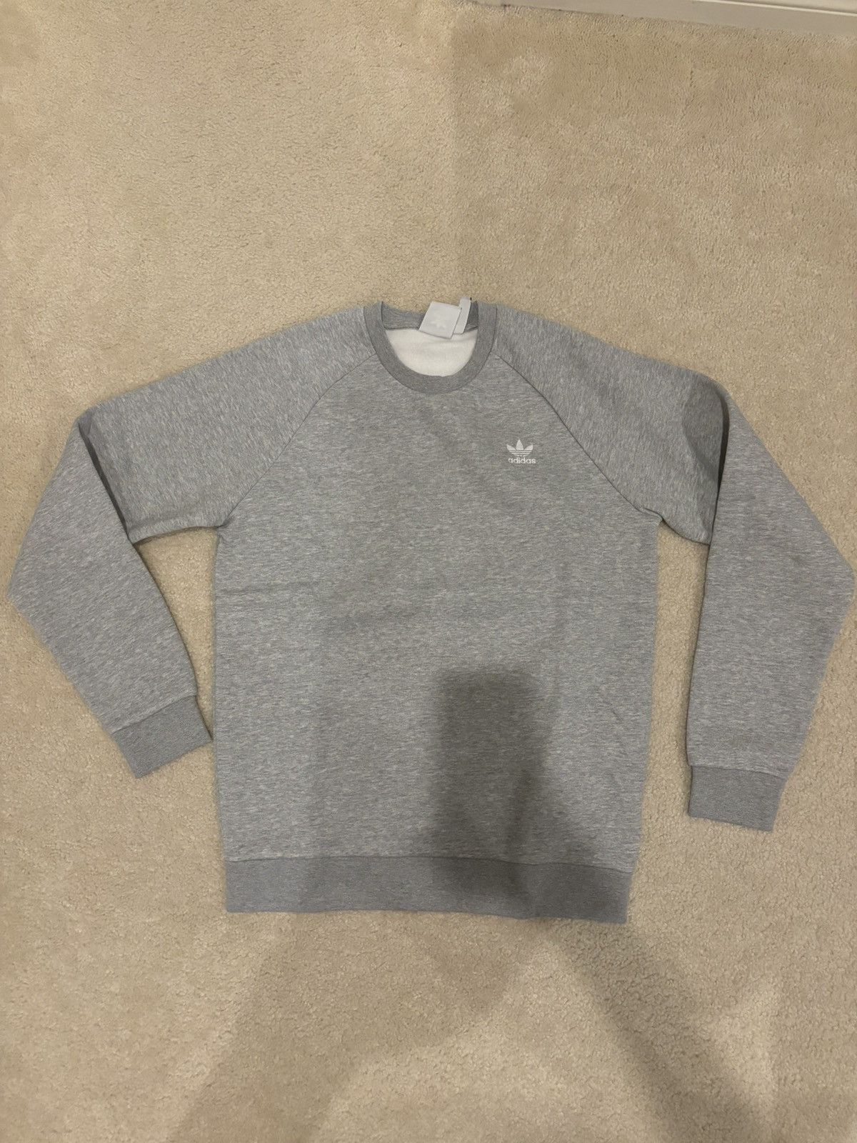 Vintage Gray Adidas Crewneck Size US M / EU 48-50 / 2 - 1 Preview