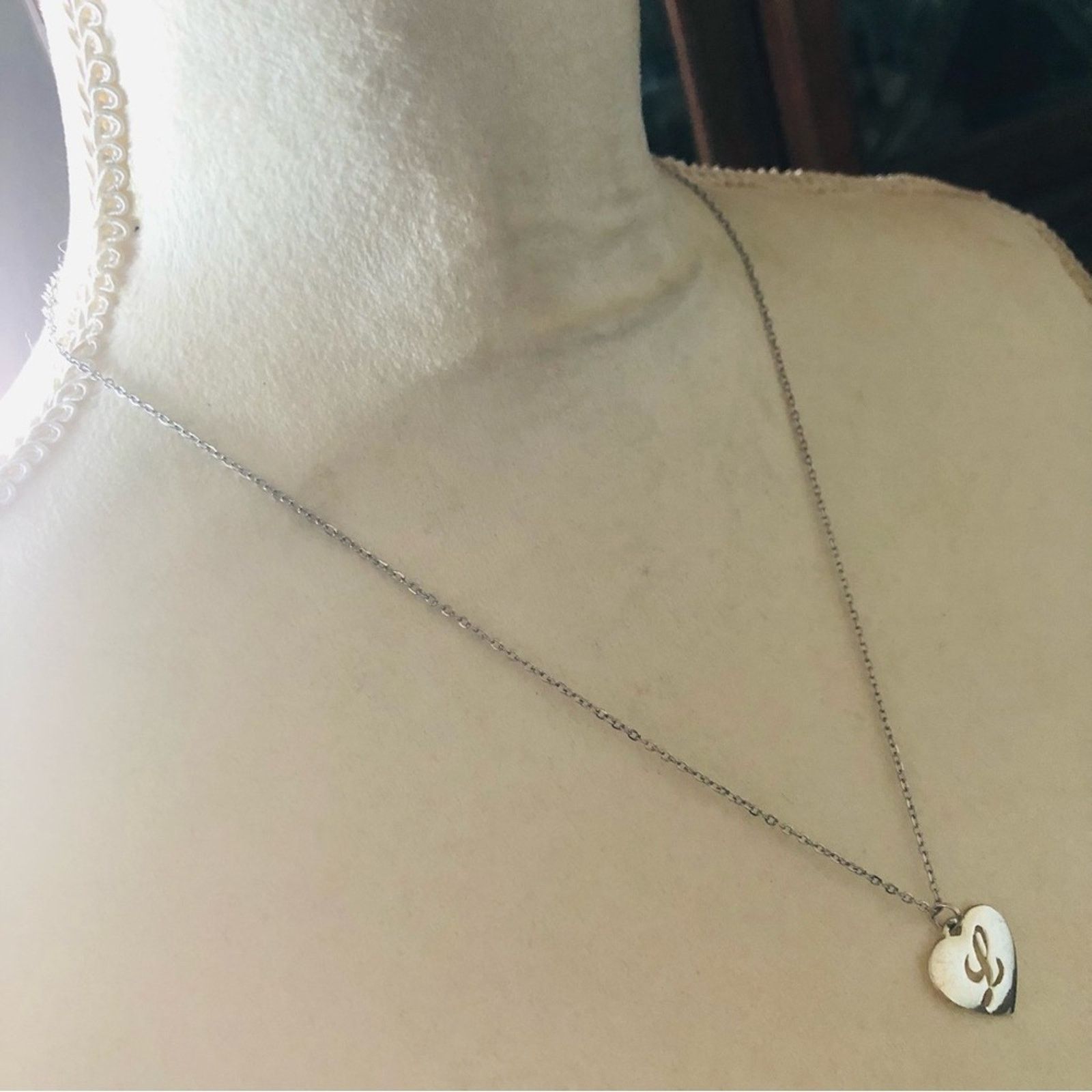 Vintage Vintage sterling monogram initial “L” heart pendant necklace Size ONE SIZE - 6 Thumbnail