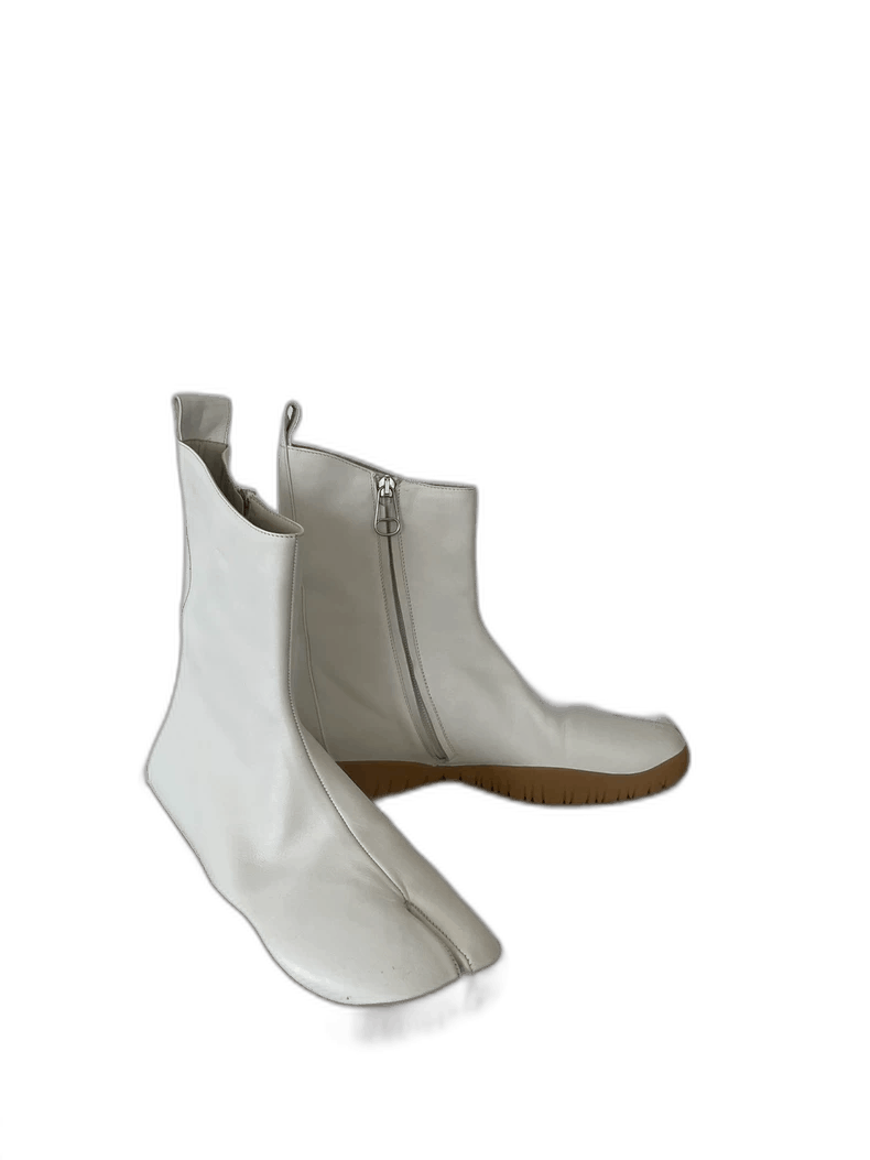 Maison Margiela Maison Margiela Tabi Flat Boots for Men Size US 9 / IT 39 - 1 Thumbnail