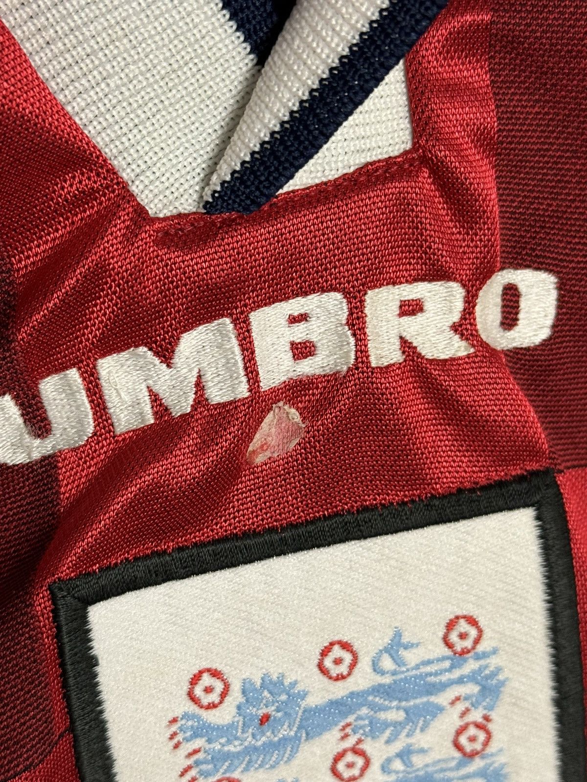 Umbro KIDS England National Team 97/99 Away Football Jersey Size US XS / EU 42 / 0 - 5 Thumbnail