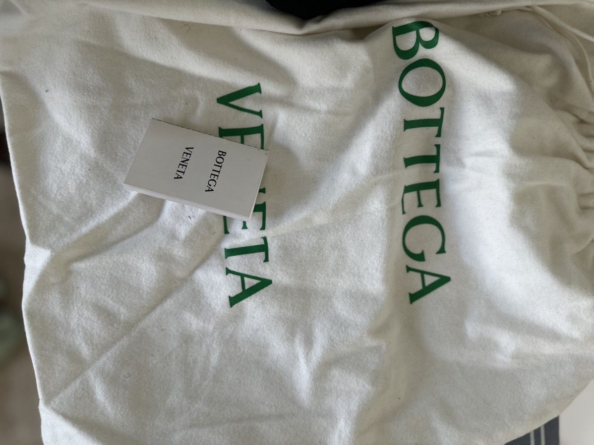 Bottega Veneta Bottega Veneta Cassette Crossbody Bag Maxi Intrecciato Size ONE SIZE - 3 Thumbnail