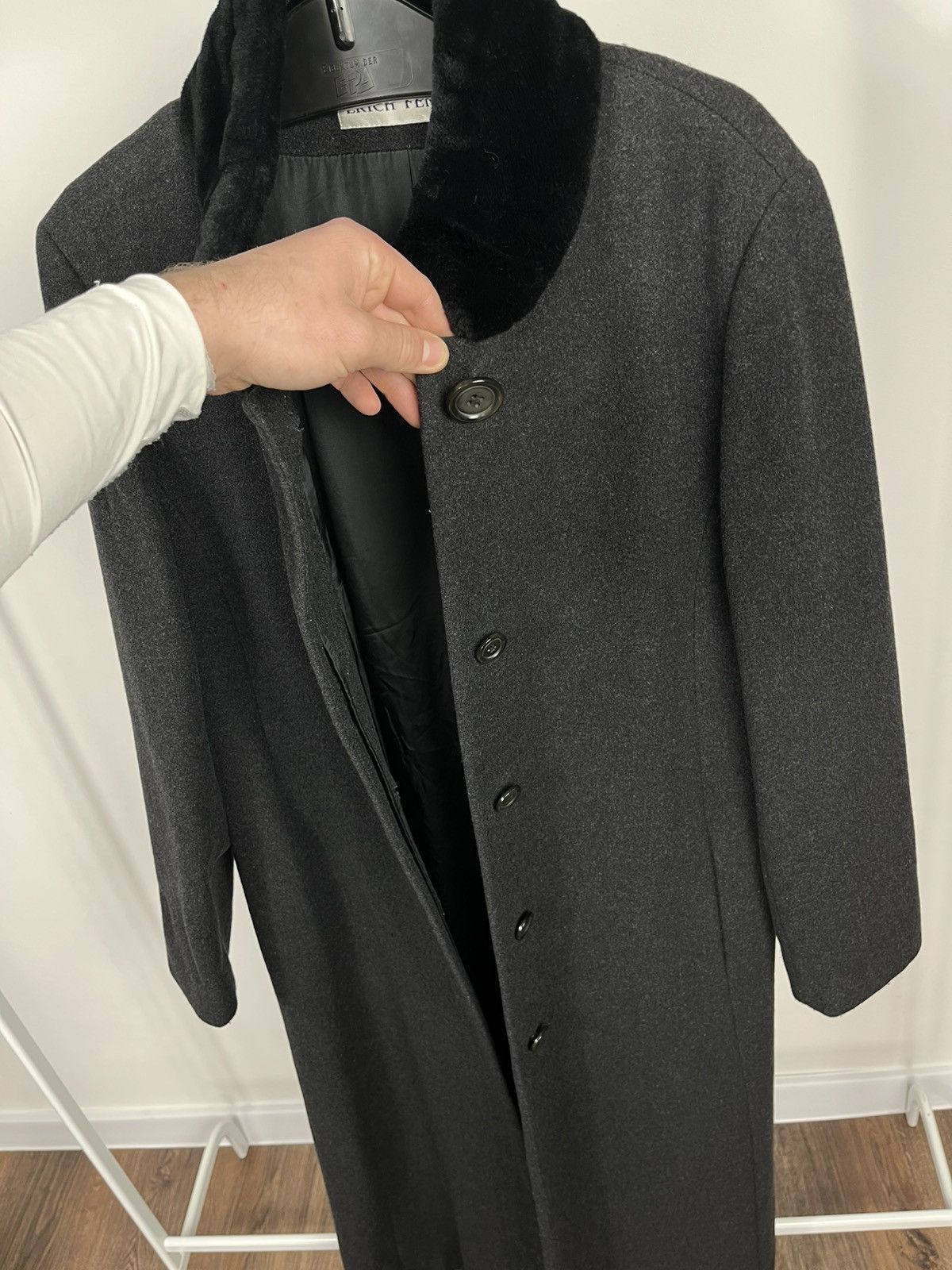 Other Women’s Cashmere Wool Coat with Faux Fur Collar EU 42 Size M / US 6-8 / IT 42-44 - 11 Thumbnail