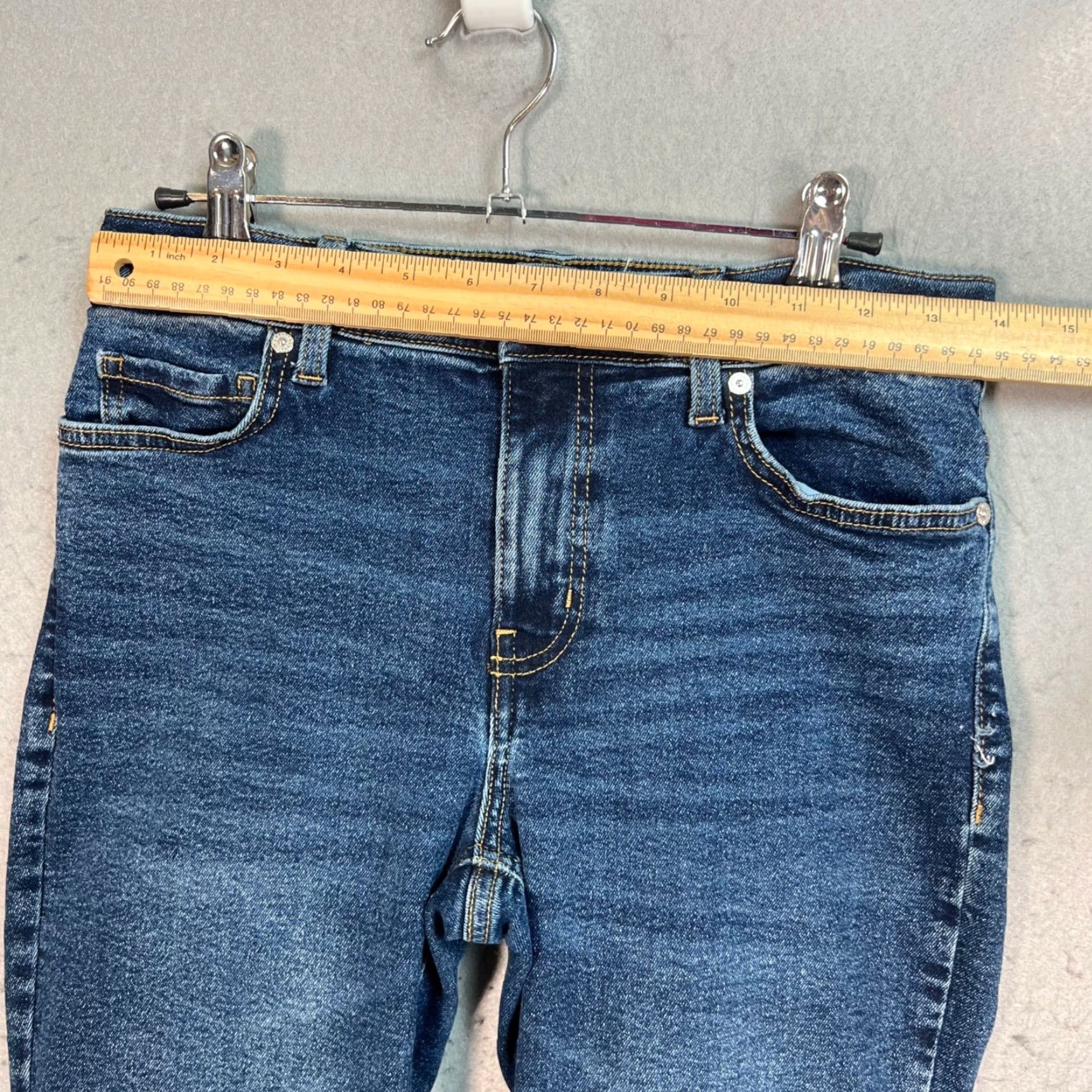 Mango Mango Jeans Womens Size 6 Blue Denim Flared Flare Leg 5-Pocket Inseam 25 in Mid Rise Cotton Blend Zip N/A 6 Mango Jeans Womens Blue Denim Flared 90s? Size 28" / US 6 / IT 42 - 6 Thumbnail