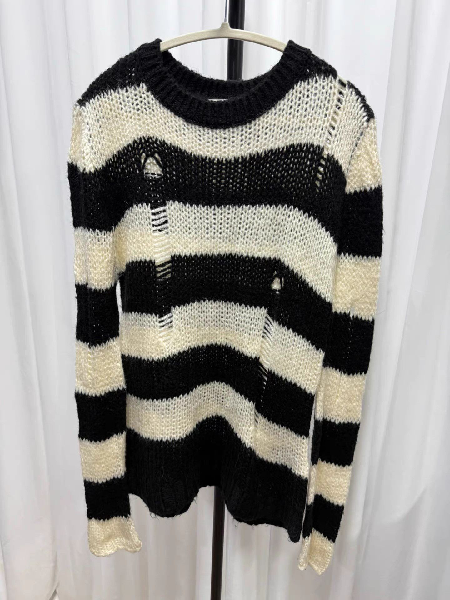 Ann Demeulemeester Ann demeulemeester Distressed Striped Sweater K20 Size US XXS / EU 40 - 1 Thumbnail