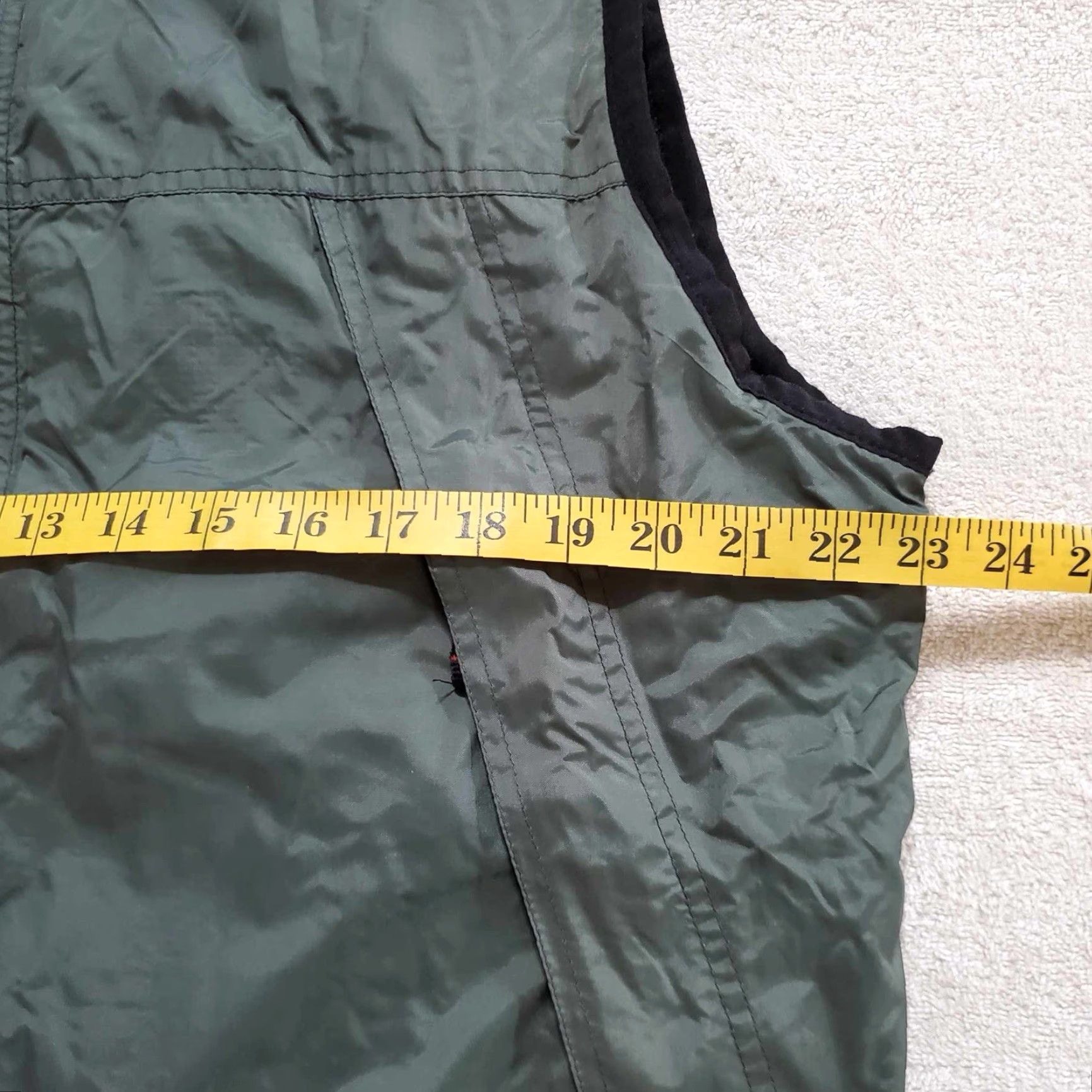 Gap VINTAGE is not applicable; Gap Mens Vest Activewear Green Full Zip M Oversized Nylon Outdoor Nature Fall Winter Spring Nature Size US M / EU 48-50 / 2 - 5 Thumbnail