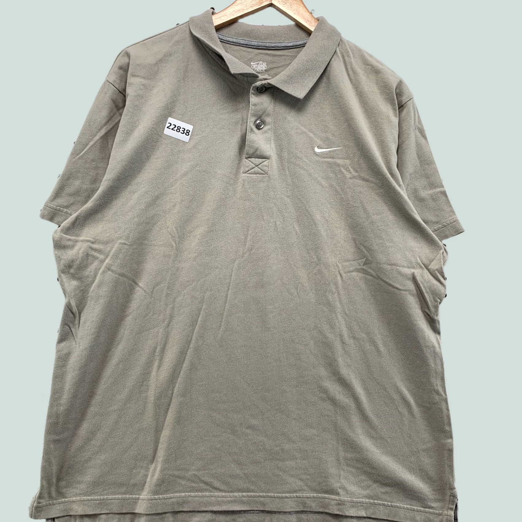 Nike VINTAGE Nike Polo Gray White Embroidered Swoosh Collared Mens XL Size US XL / EU 56 / 4 - 1 Thumbnail