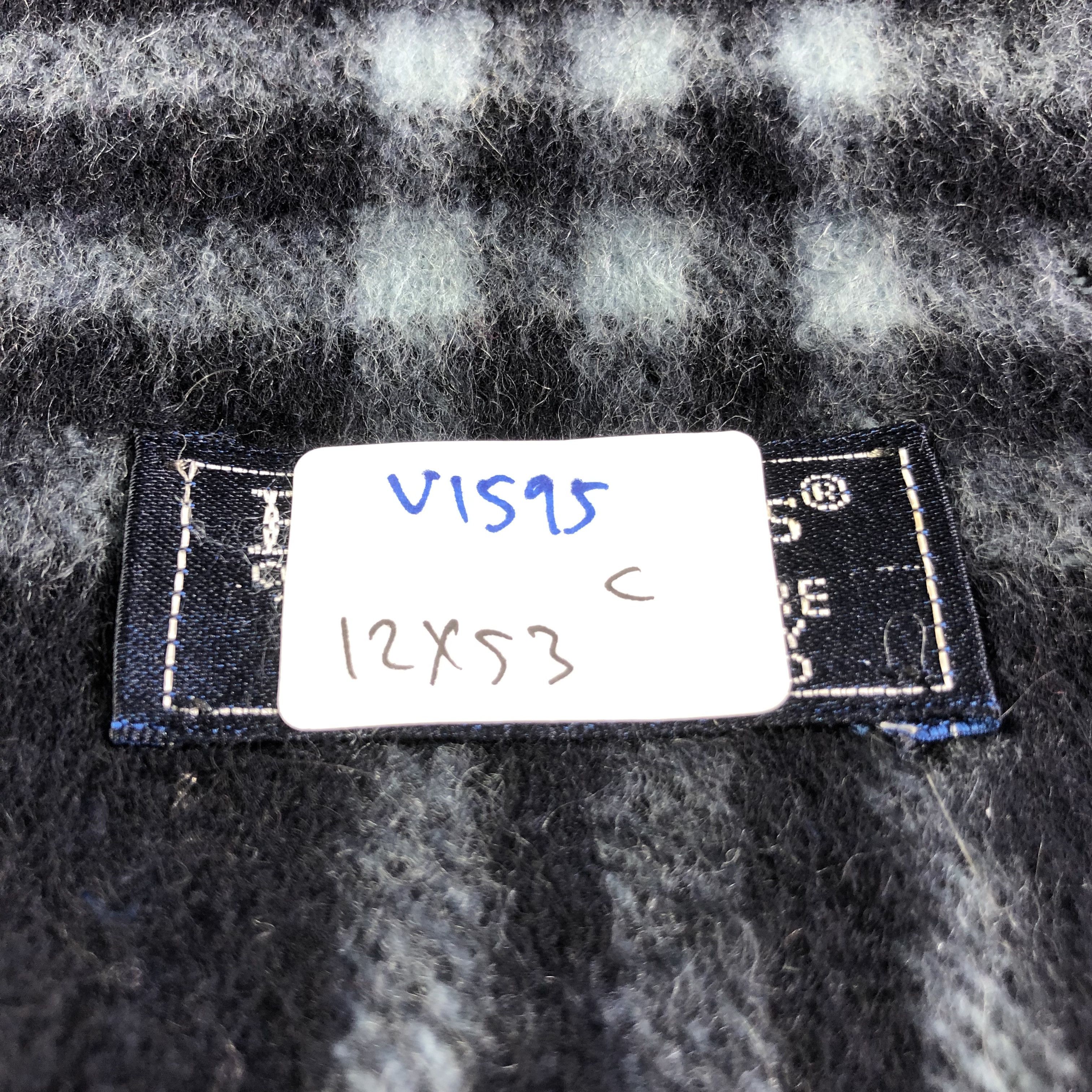 Burberry Burberrys Blue Nova Check Cashmere Scarf Muffler V1595 Size ONE SIZE - 10 Thumbnail