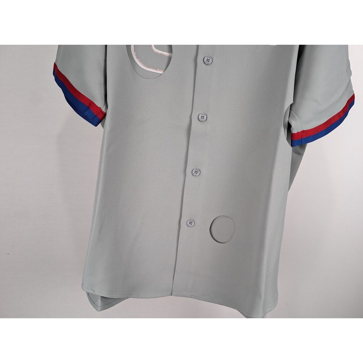 Off-White o1rshd1 Q:2 / MLB-Chicago Cubs Cheese Shirt in Grey/Blue/Red Size US XL / EU 56 / 4 - 6 Thumbnail