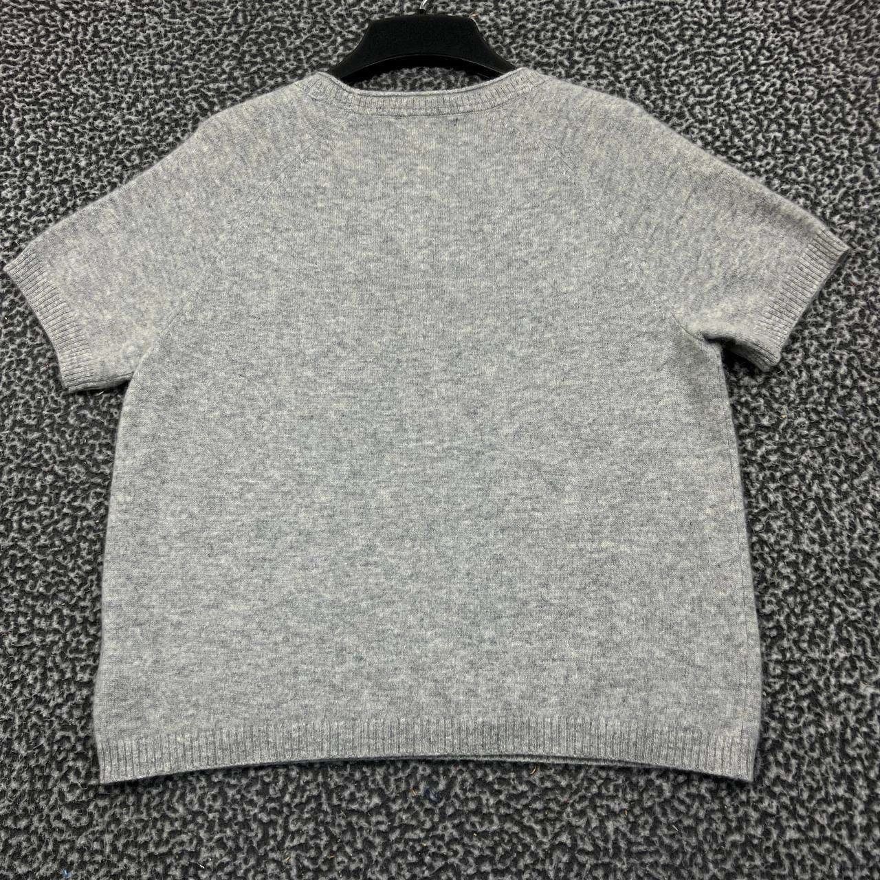 Other Tahari Sweater Women Knit Crew Neck 100% 2-Ply Cashmere L Size L / US 10 / IT 46 - 2 Thumbnail