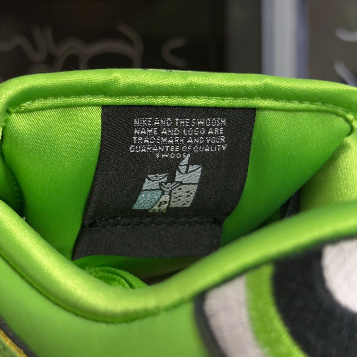 Nike SB Nike SB Dunk Low The Powerpuff Girls Buttercup 2023 Size US 7.5 / EU 40-41 - 8 Thumbnail