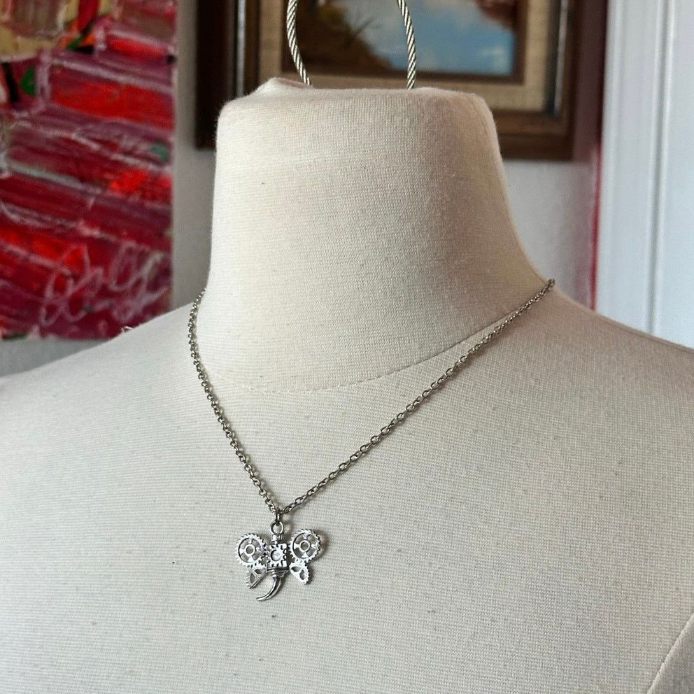 Other steampunk silver butterlfy pendant necklace Size ONE SIZE - 1 Thumbnail