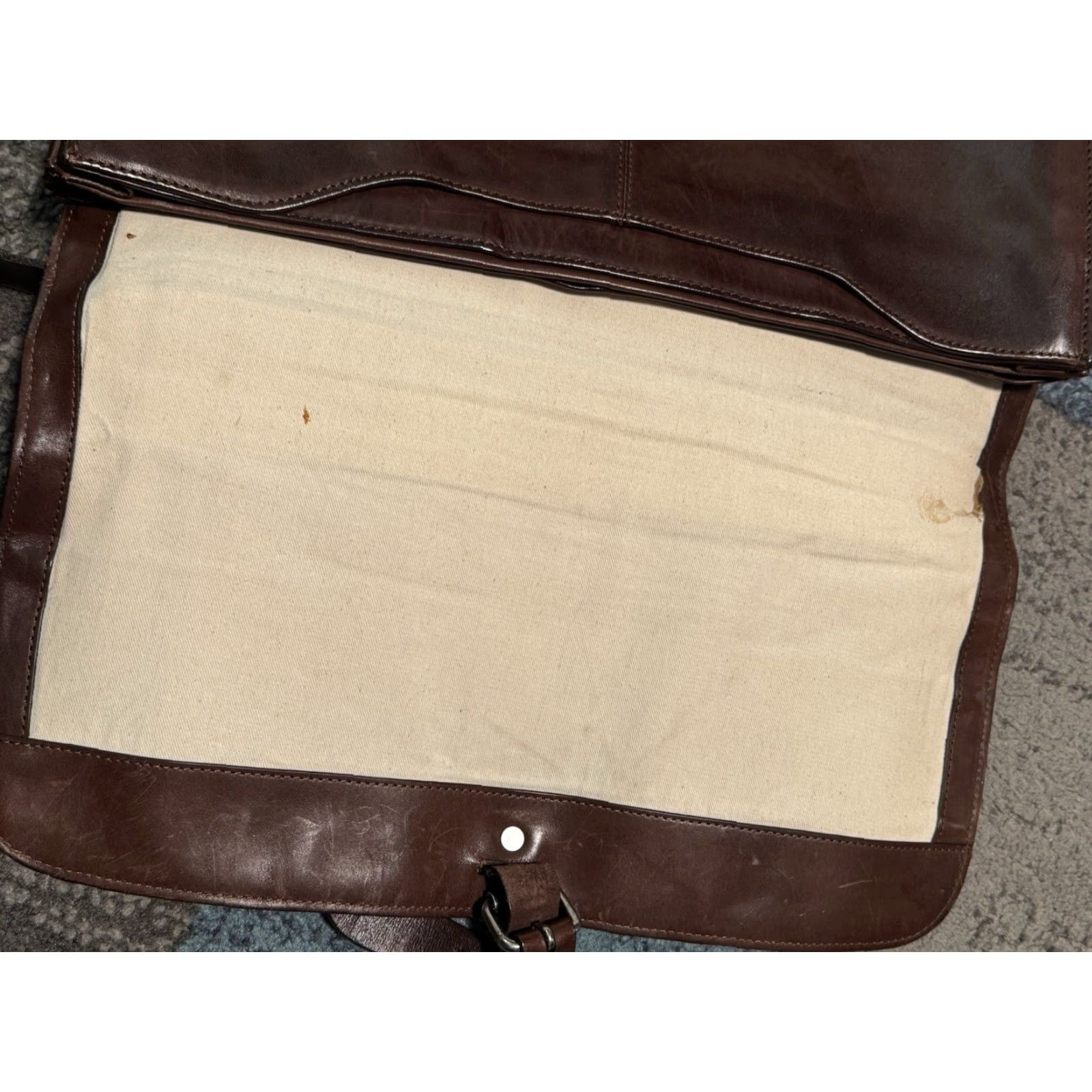 Cole Haan VINTAGE Cole Haan Brown Leather Messenger Bag Business Padded Laptop Bag Shoulder italy Size ONE SIZE - 6 Thumbnail