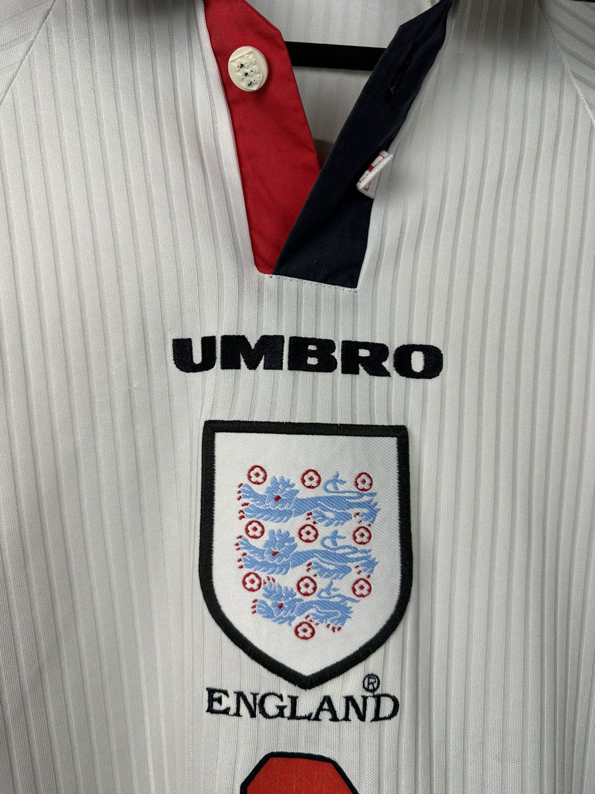Umbro Vintage 1997-1999 England Umbro #9 Shearer Jersey Home Kit L Size US L / EU 52-54 / 3 - 11 Thumbnail