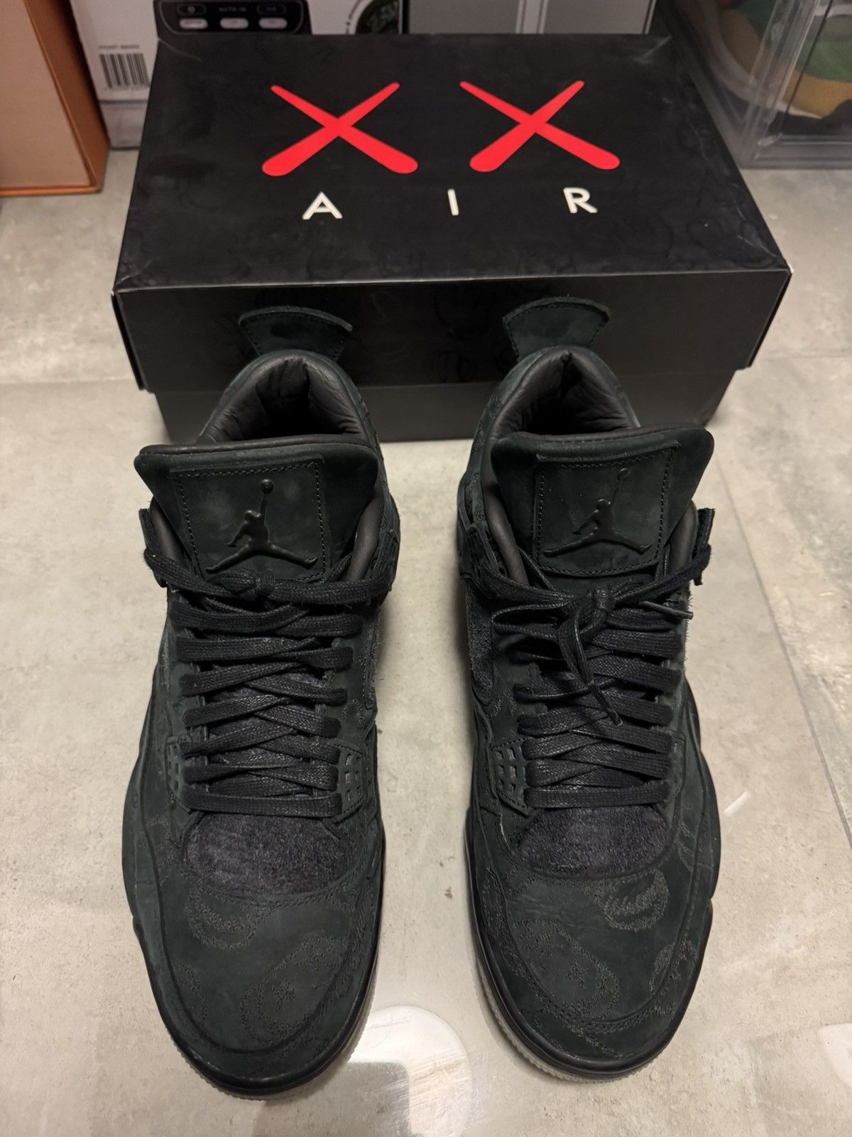 Jordan 4 Kaws