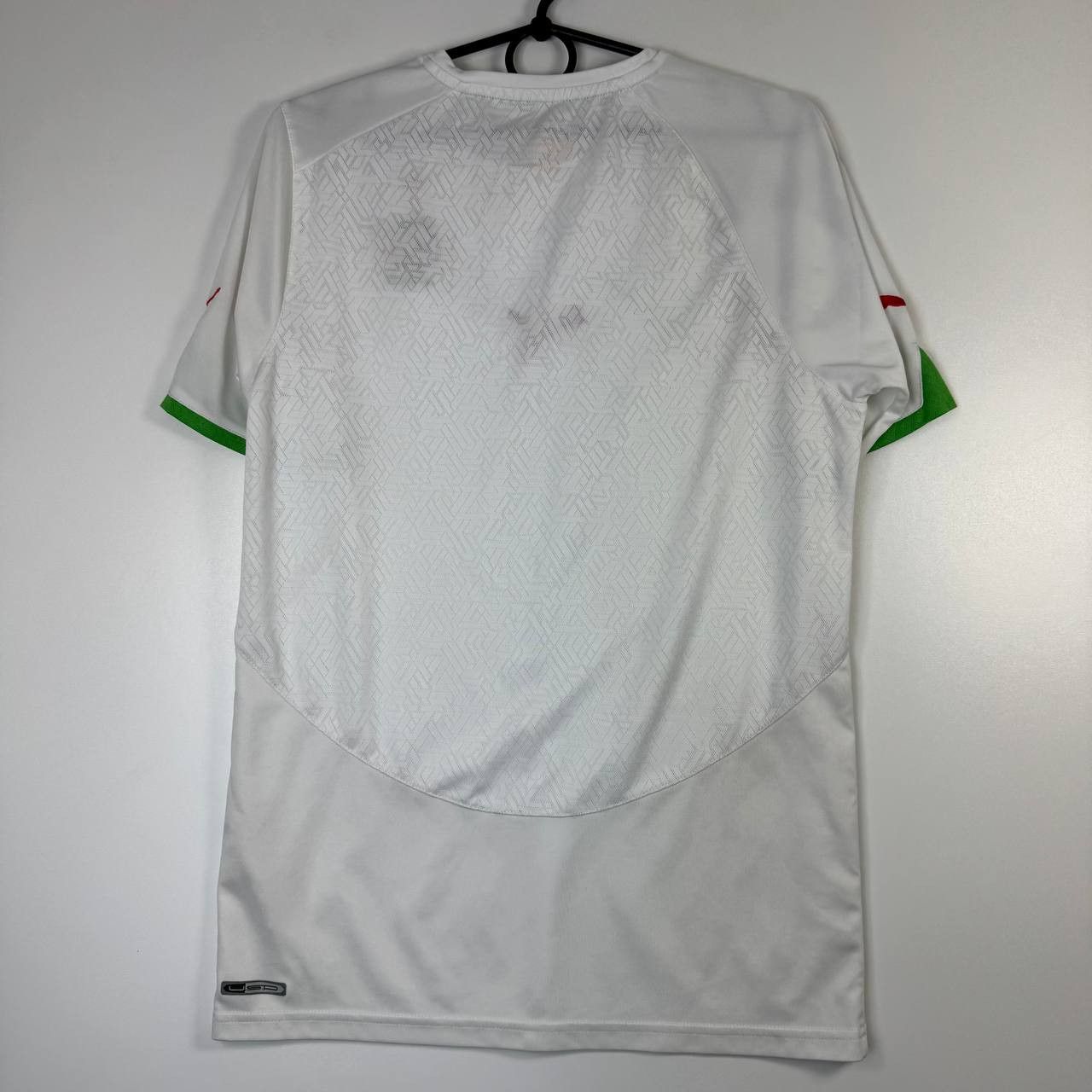 Puma Algeria 2010-11 Puma Away Jersey White Fox Mens Size S Size US S / EU 44-46 / 1 - 9 Thumbnail