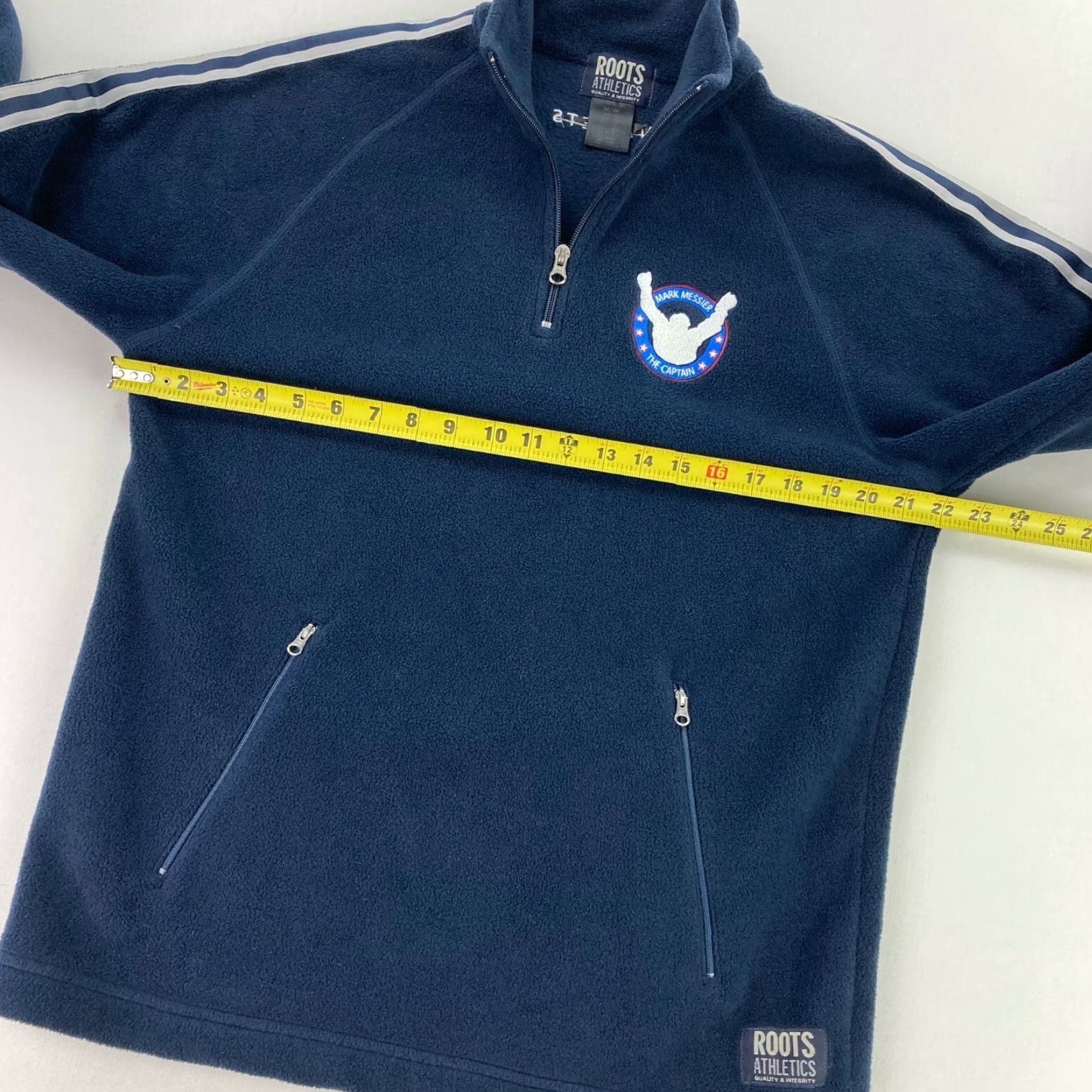 Roots Roots Athletics Mark Messier 1/4 Zip Fleece Pullover Men’s Medium Navy Blue Sweatshirt Size US M / EU 48-50 / 2 - 7 Thumbnail