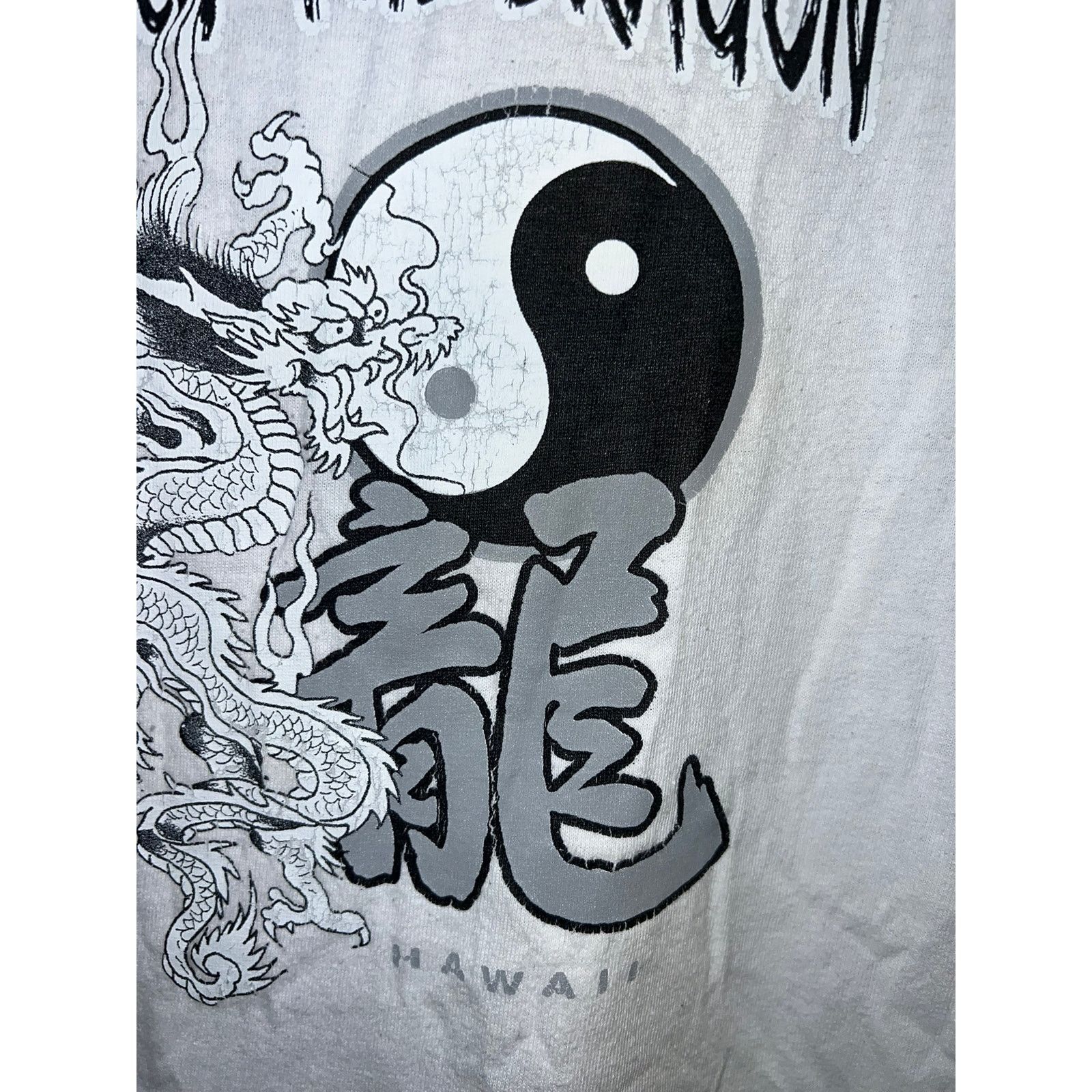 Anvil Vintage Year Of The Dragon Shirt Hawaii Yin Yang Tee VTG L Size US L / EU 52-54 / 3 - 4 Thumbnail