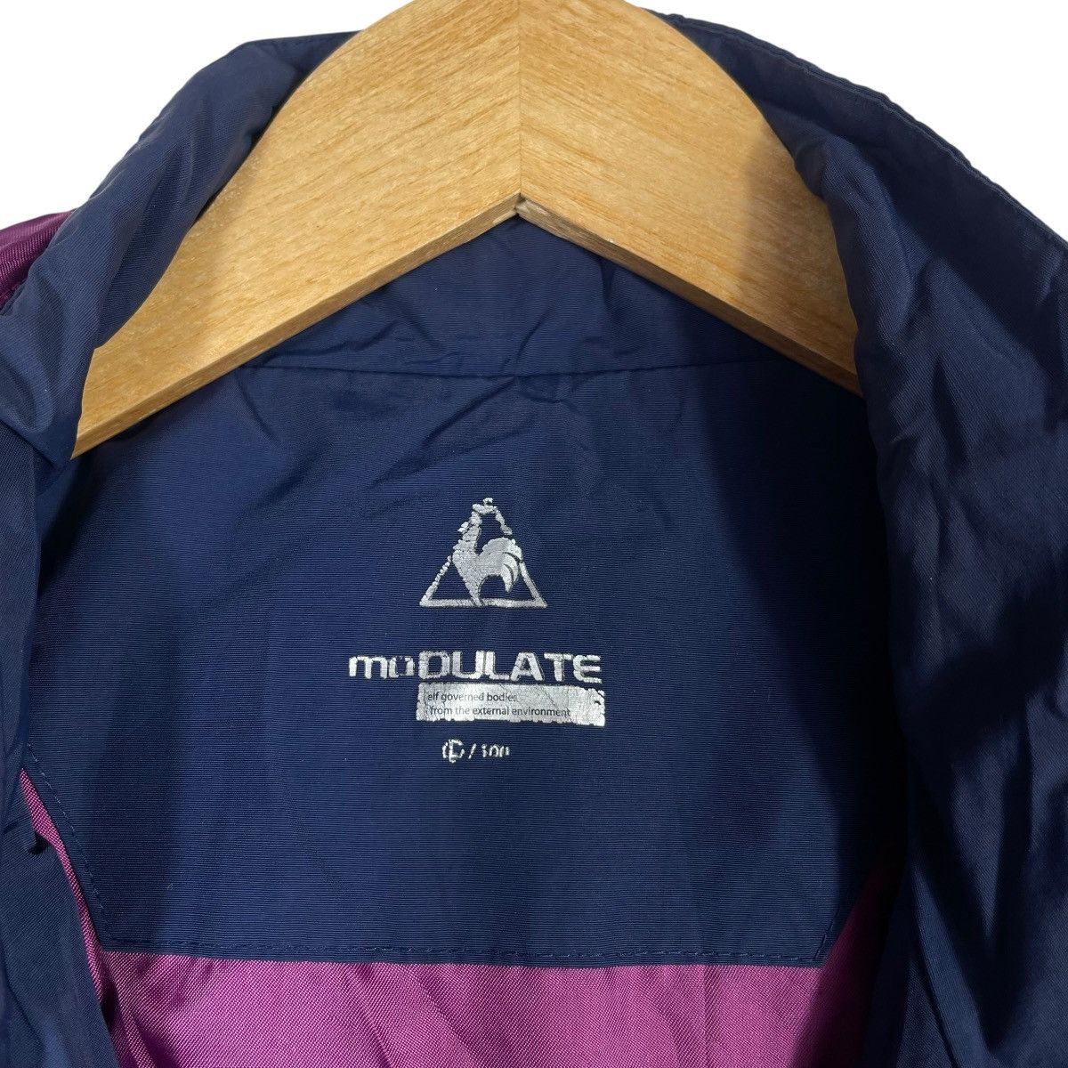 Le Coq Sportif Vintage Le Coq Sportif Modulate Hooded Outdoor Jacket Navy Size US L / EU 52-54 / 3 - 3 Thumbnail