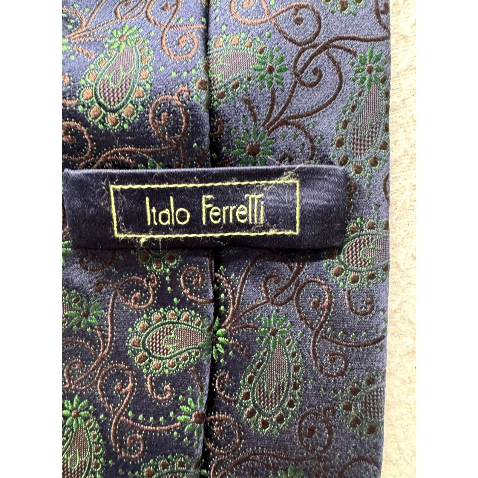 Vintage Italo Ferretti Tie Navy Green Paisley Silk Designer Narrow 29in 3.5in Men Vintage? Size ONE SIZE - 6 Thumbnail