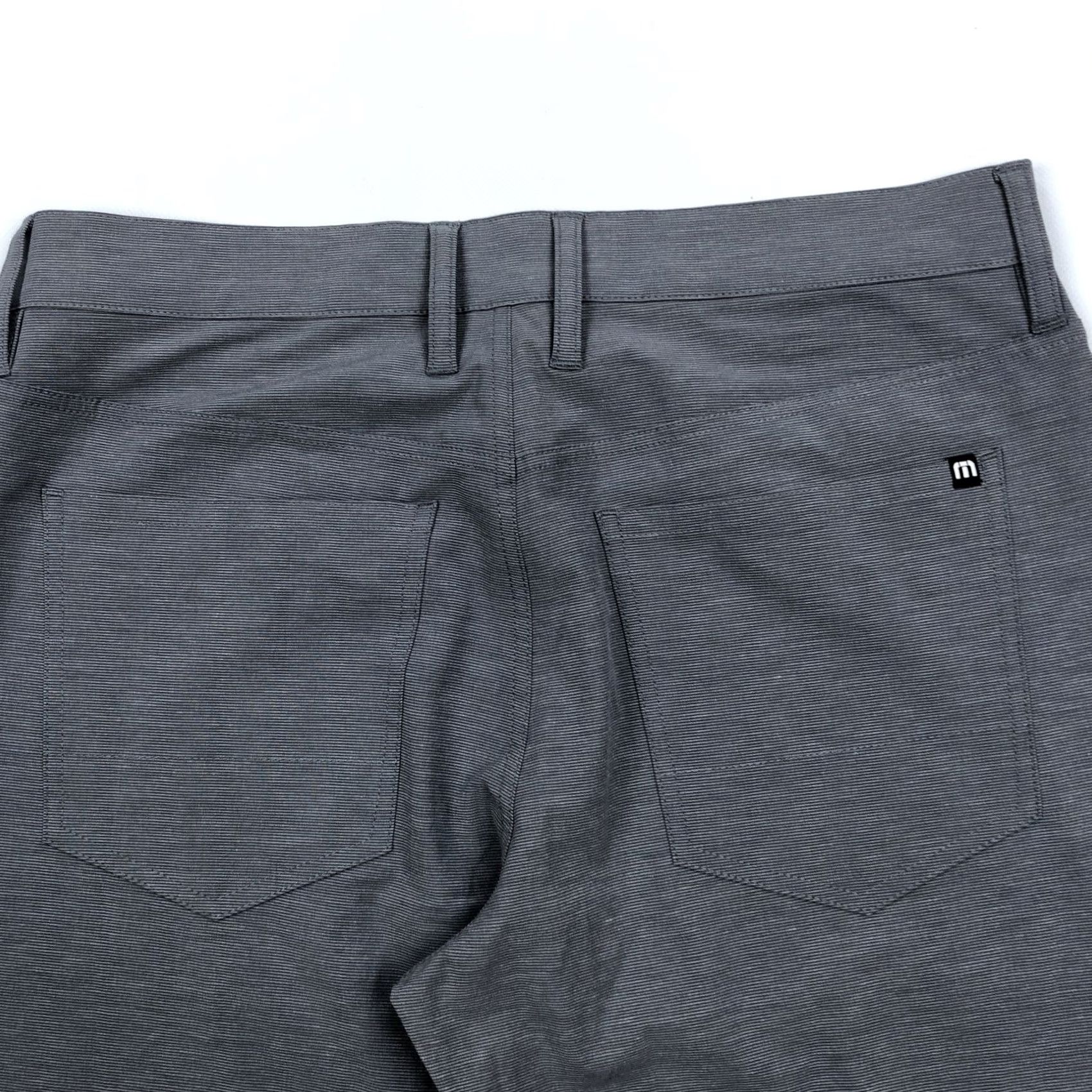 TravisMathew TravisMathew Men’s Gray Straight Leg Performance Pants Size 32 Golf Casual Stretch Size US 32 / EU 48 - 4 Thumbnail