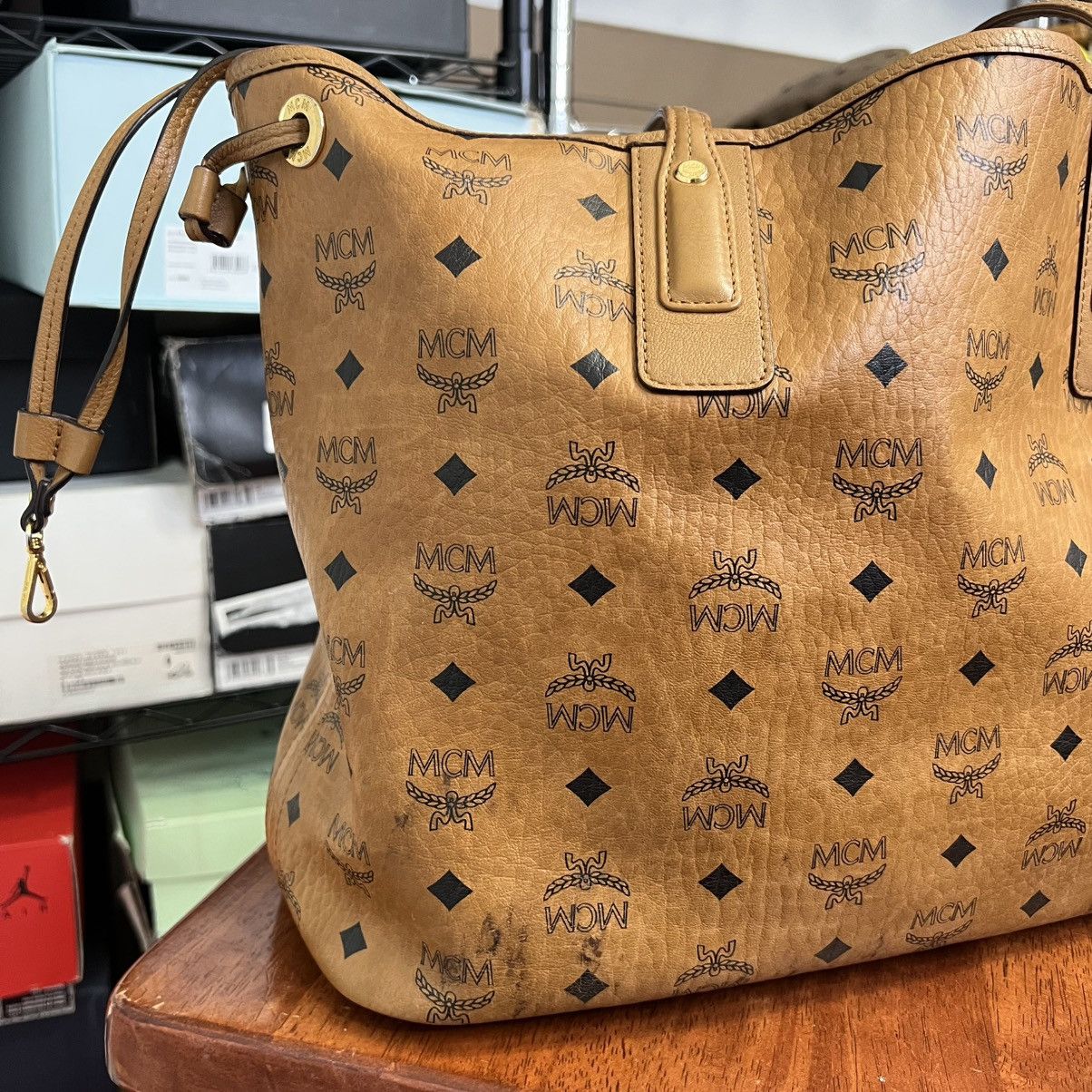 MCM MCM Medium Reversible Liz Shopper in Visetos Cognac Size ONE SIZE - 7 Thumbnail