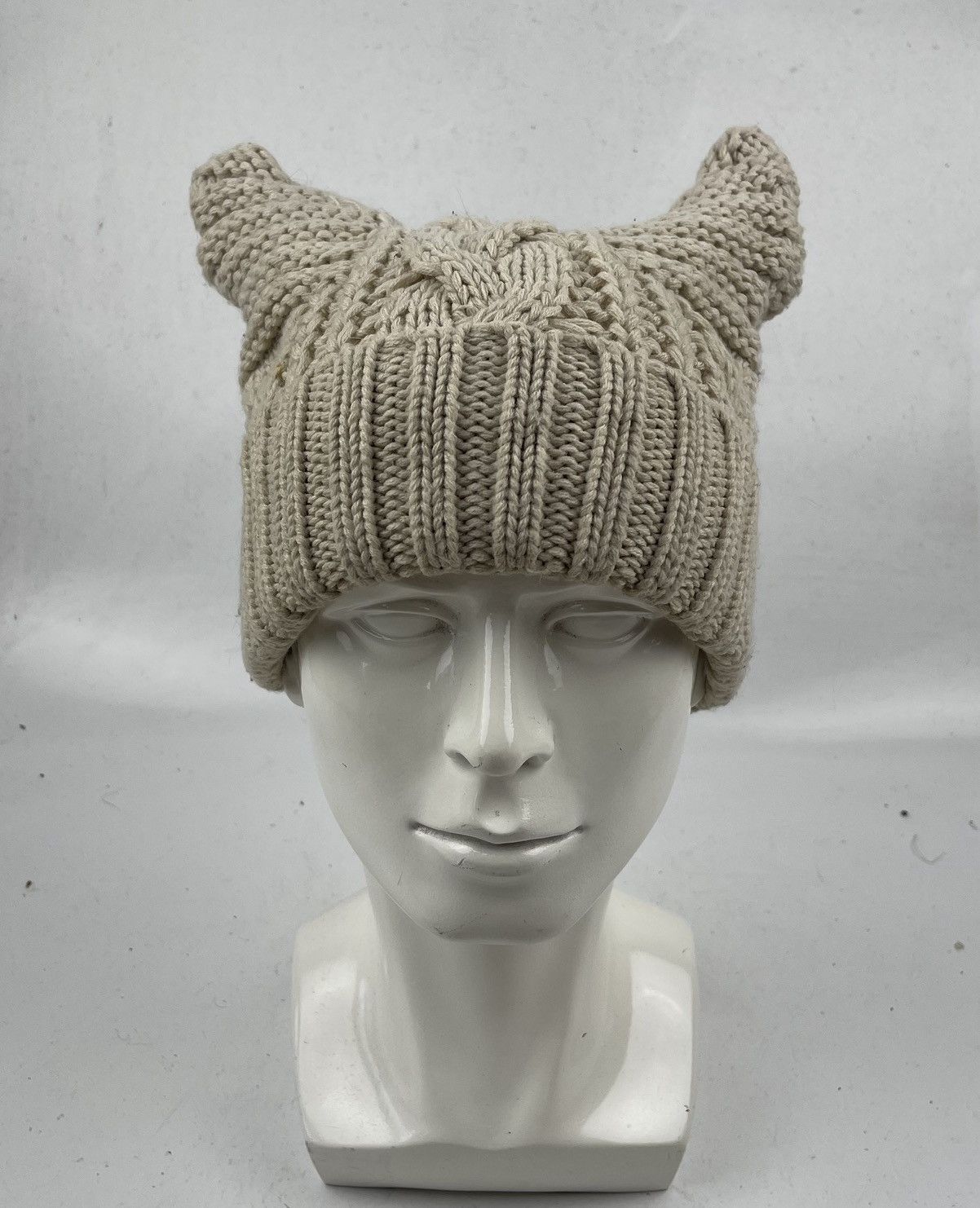 Japanese Brand very rare design beanie hat with horn tc47 Size ONE SIZE - 2 Thumbnail