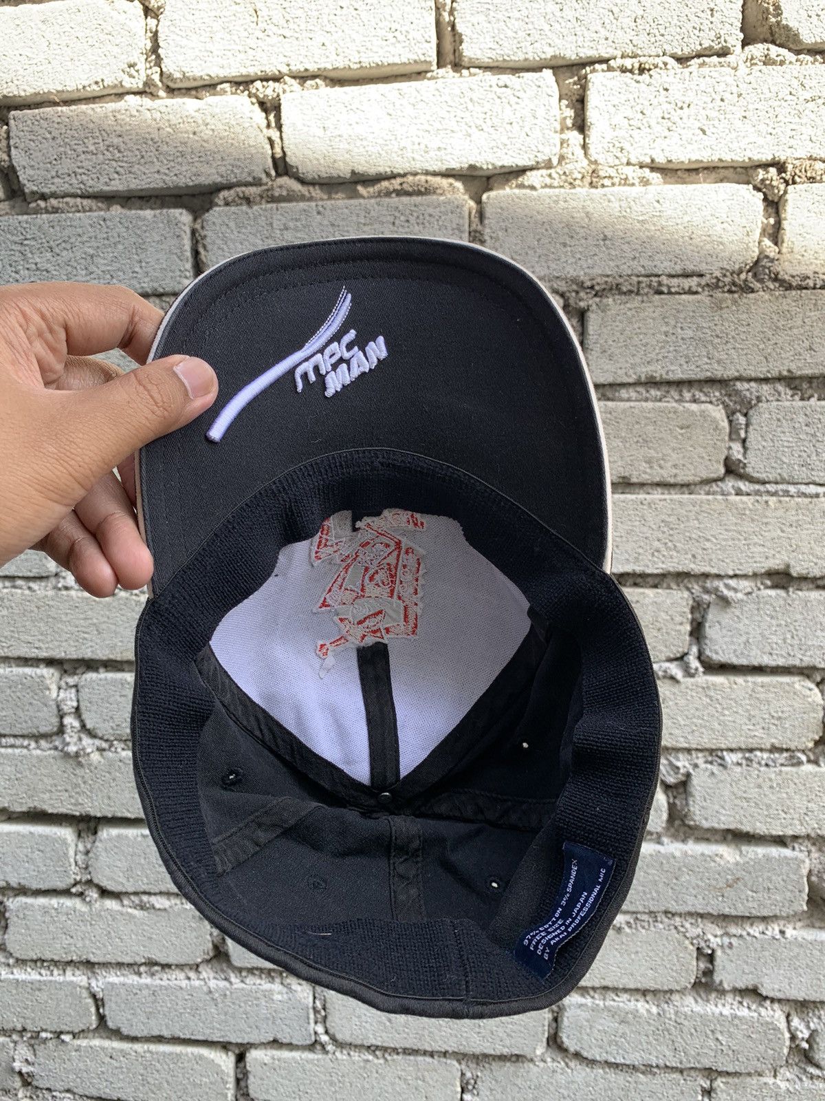 Rap Tees Steals! Vintage Akai Professional MPC Man Embroided Full Cap Size ONE SIZE - 8 Thumbnail