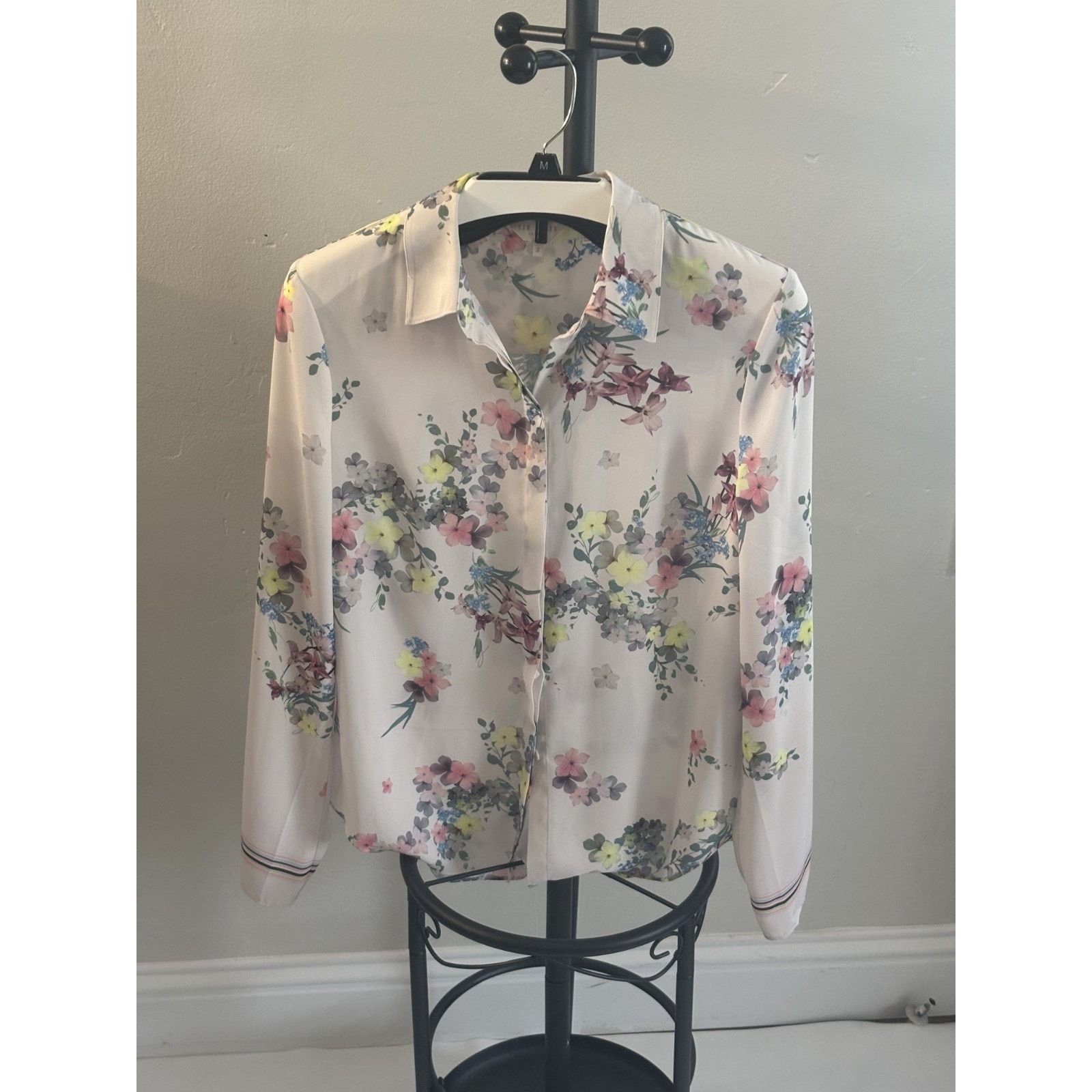 Ted Baker Ted Baker DressyFlora Sheer Blouse Shirt Top Multicolor sz 2 Size XS / US 0-2 / IT 36-38 - 1 Thumbnail