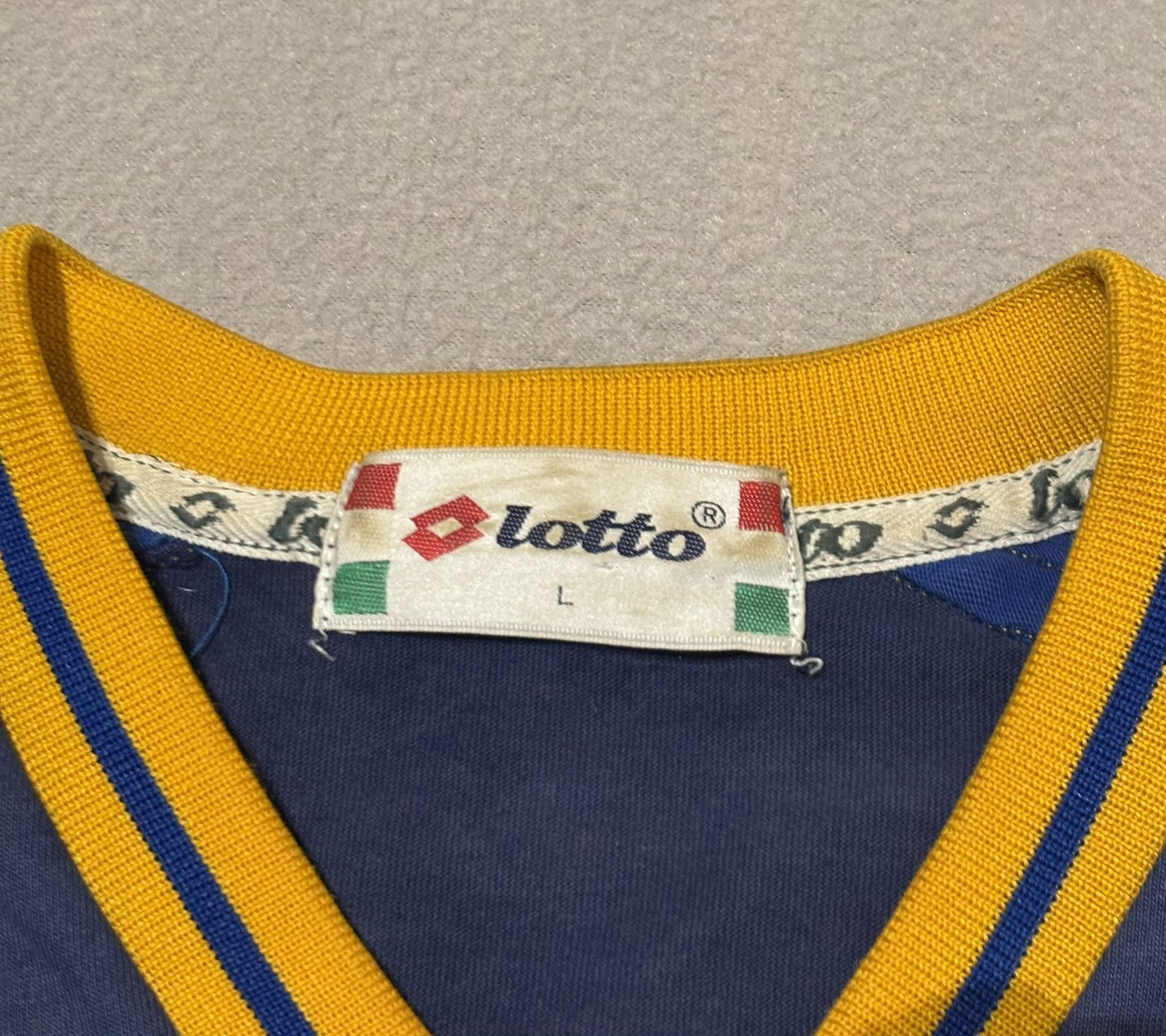 Lotto Sport Lotto vintage t-shirt size L Size US L / EU 52-54 / 3 - 15 Thumbnail