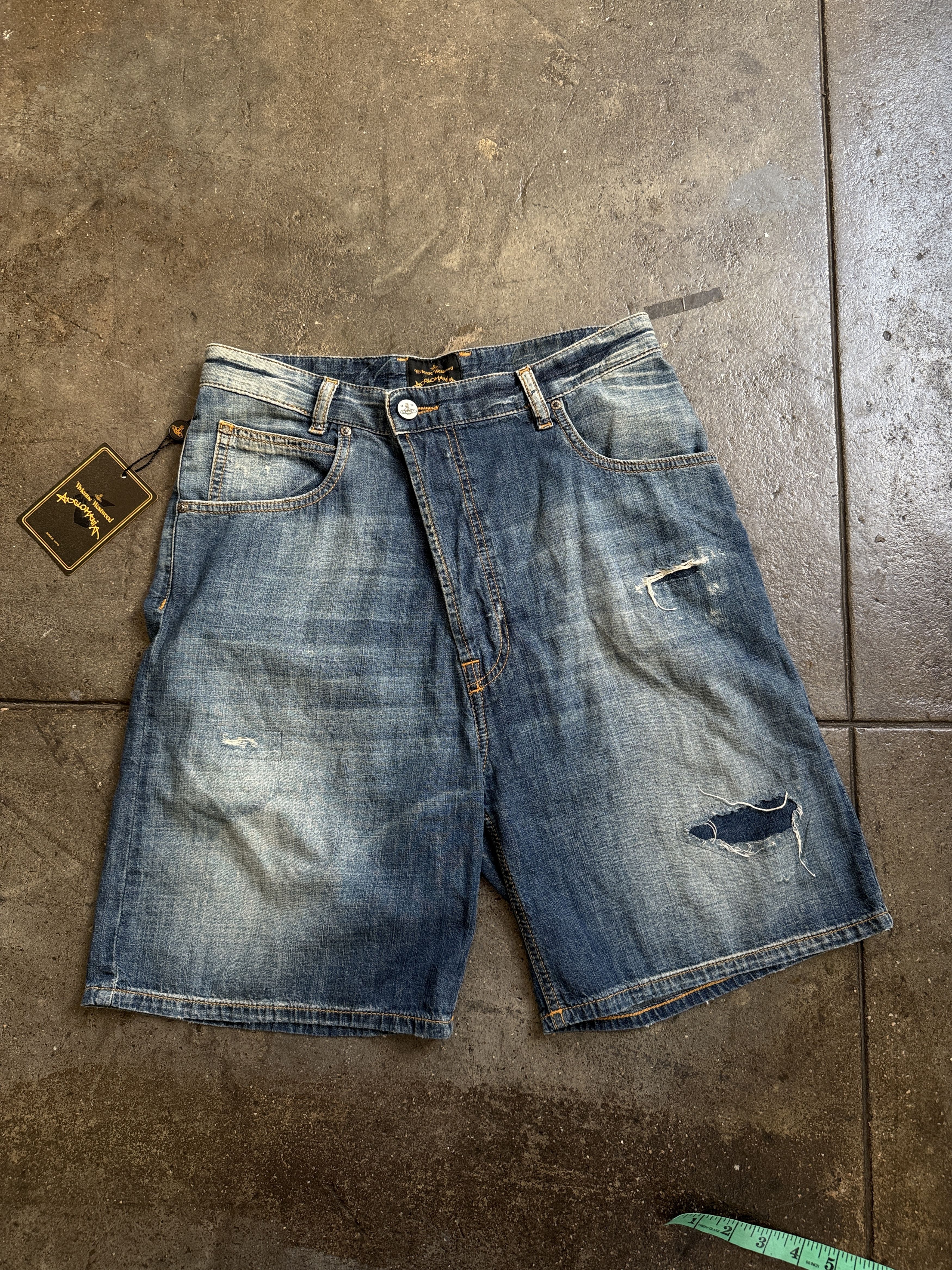 Vivienne Westwood Sample 1/1 S/S 2016 Assymetrical Anglomania Shorts Size 26" / US 2 / IT 38 - 1 Thumbnail