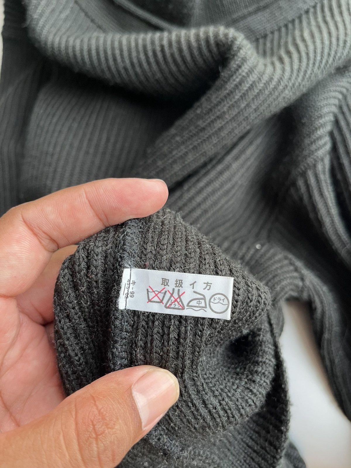 Marithe + Francois Girbaud Aw 82/83 black knitwear for japan Size US M / EU 48-50 / 2 - 9 Thumbnail
