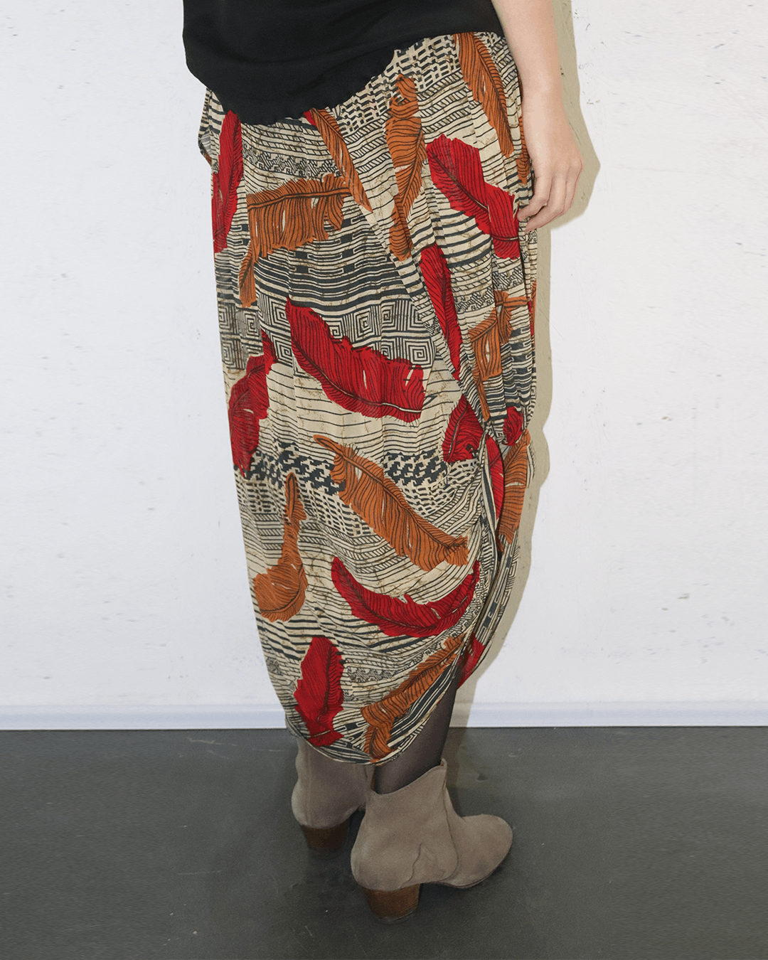 Sportmax Sportmax Early 00s Asymmetry Oriental Skirt Size 27" / US 4 / IT 40 - 4 Thumbnail