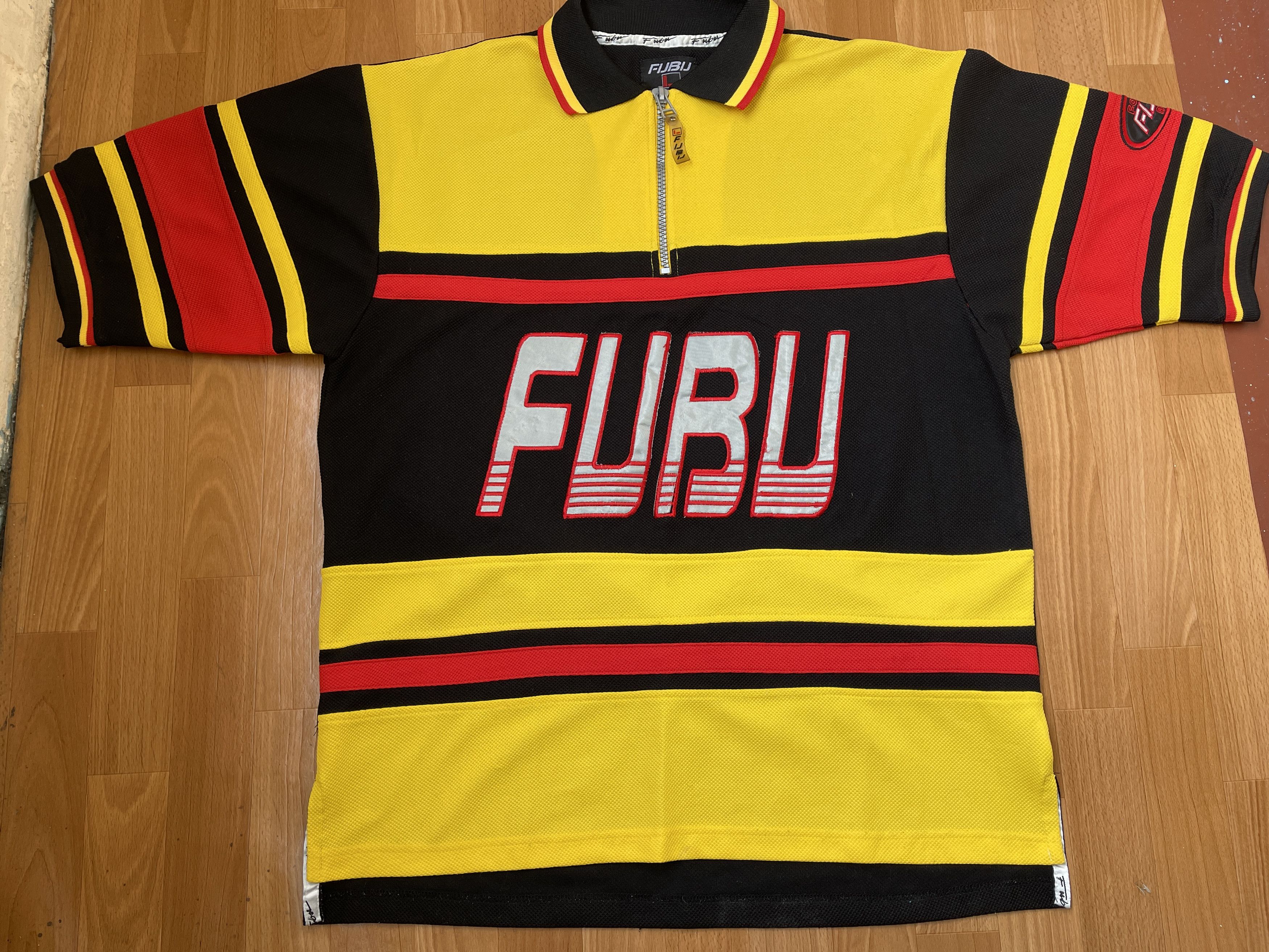 Fubu FUBU jersey, vintage hip hop t-shirt, 90s hip hop skater L Size US L / EU 52-54 / 3 - 11 Thumbnail