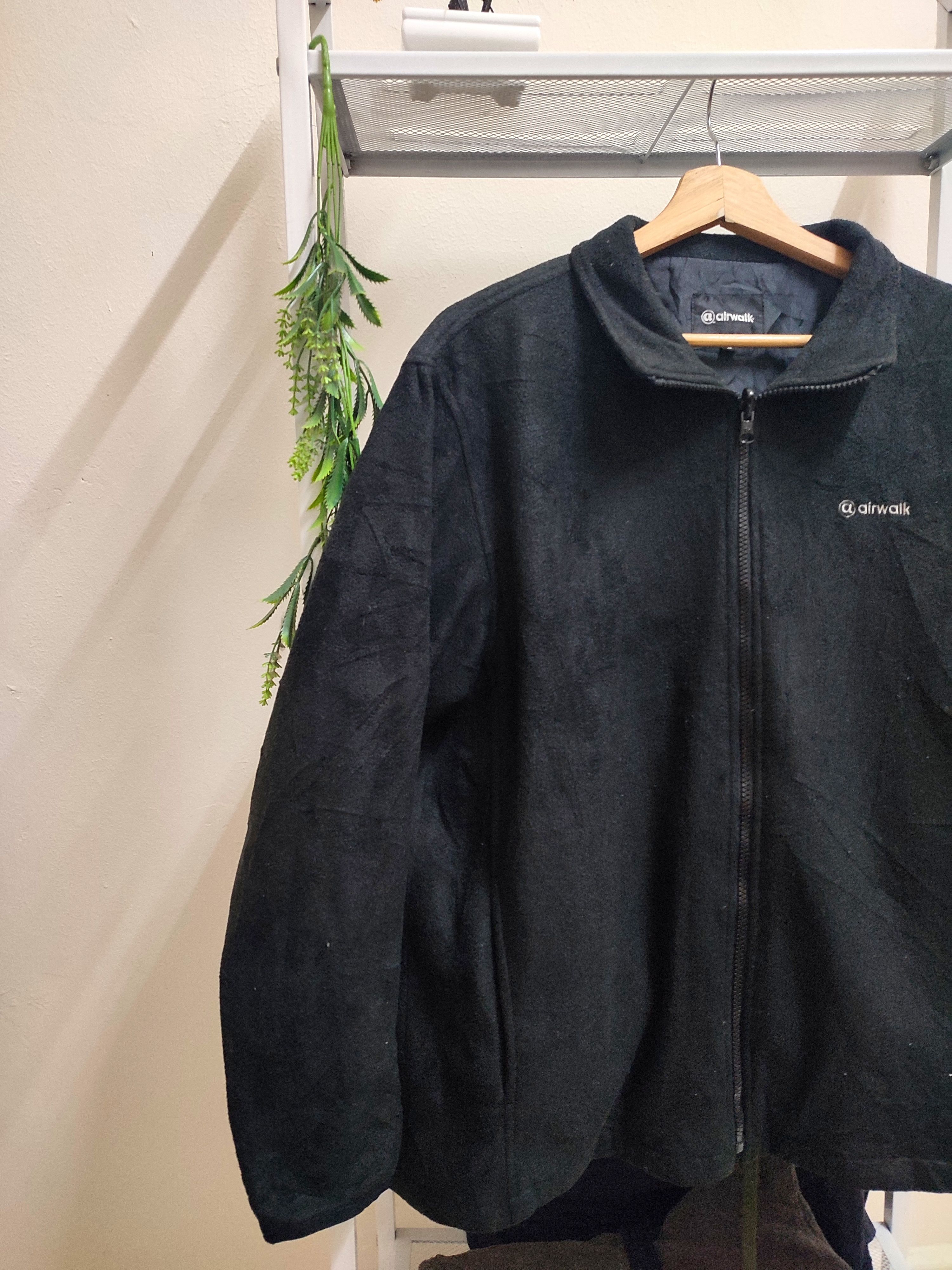 Airwalk Super Black Vintage Airwalk Fleece Zip Up Jacket Size US L / EU 52-54 / 3 - 4 Thumbnail