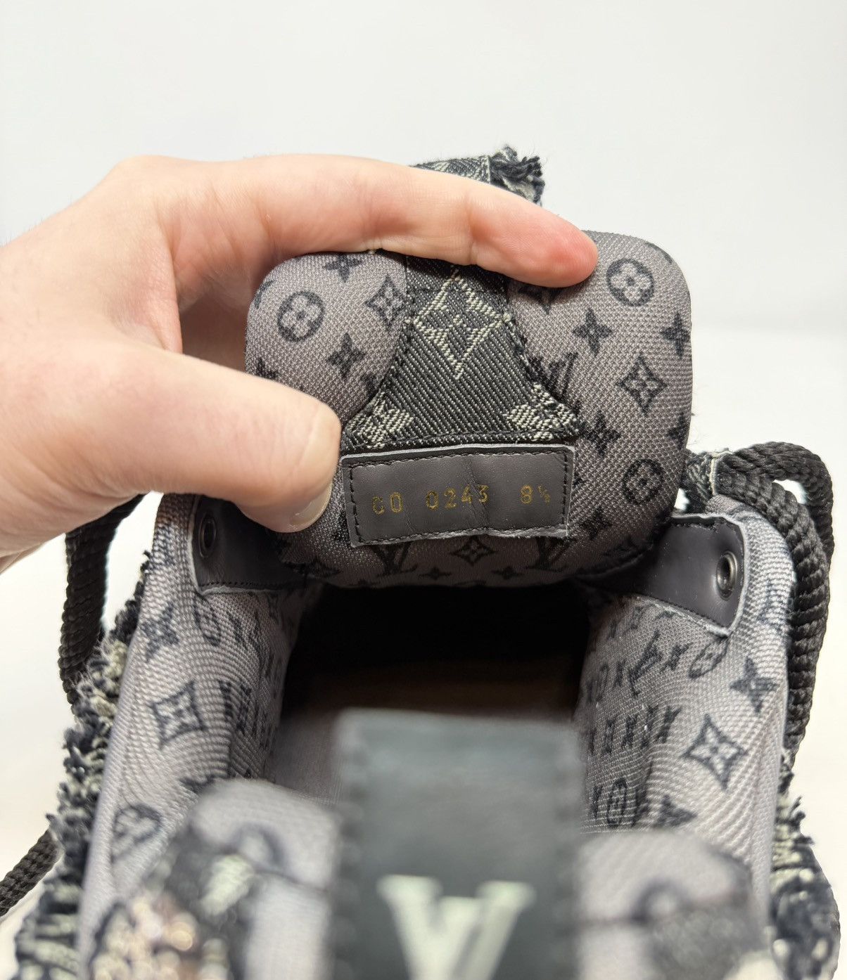 Louis Vuitton Louis Vuitton Skate Swarovski Black Monogram Trainer Size US 10 / EU 43 - 10 Thumbnail