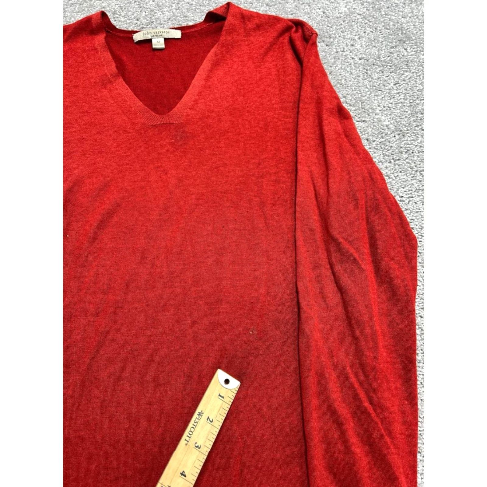 John Varvatos John Varvatos Sweater Mens Medium Red Silk Tight Knit Ribbed V Neck Size US M / EU 48-50 / 2 - 5 Thumbnail