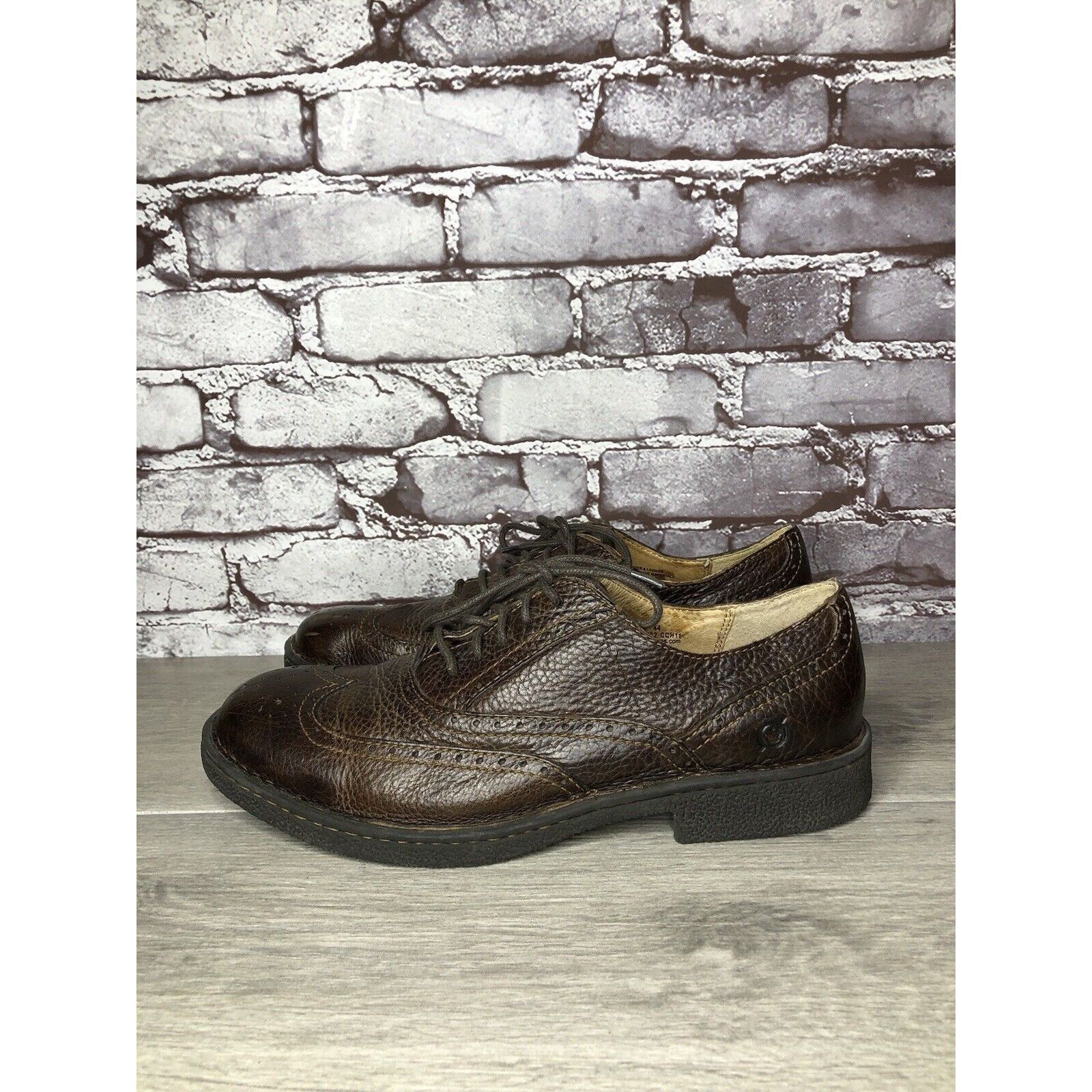 Born Born Brown Leather Brogue Wingtip Oxfords Lace Casual Shoes Size US 10 / EU 43 - 1 Thumbnail