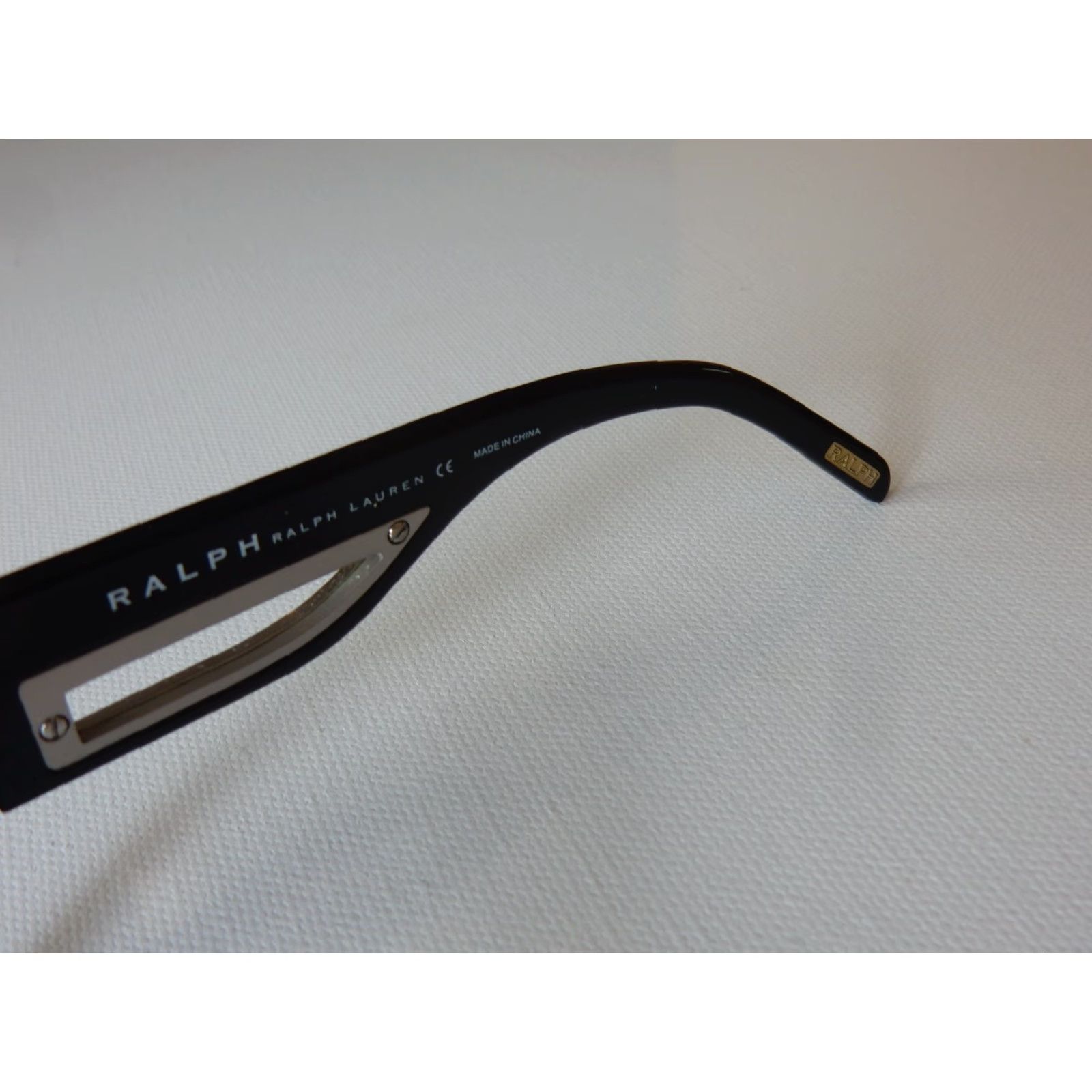 Ralph Lauren Ralph Lauren Sunglasses Frames Black 57/18-125 Women 501/87 RA5032 Vintage? (if applicable) Size ONE SIZE - 4 Thumbnail