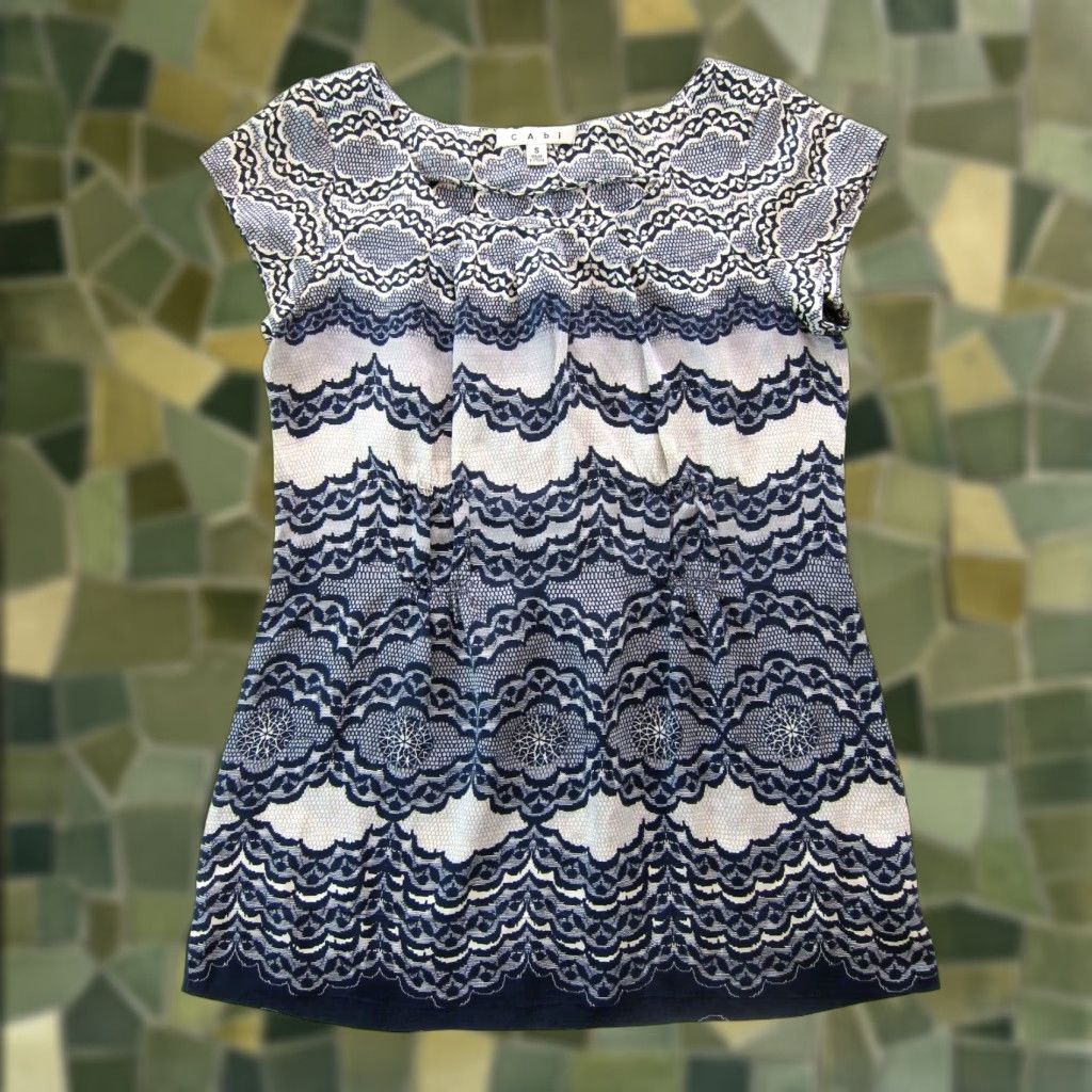 Vintage CAbi 100% Silk Grey Blue Short Sleeve Tunic Blouse Women Small Size S / US 4 / IT 40 - 1 Thumbnail