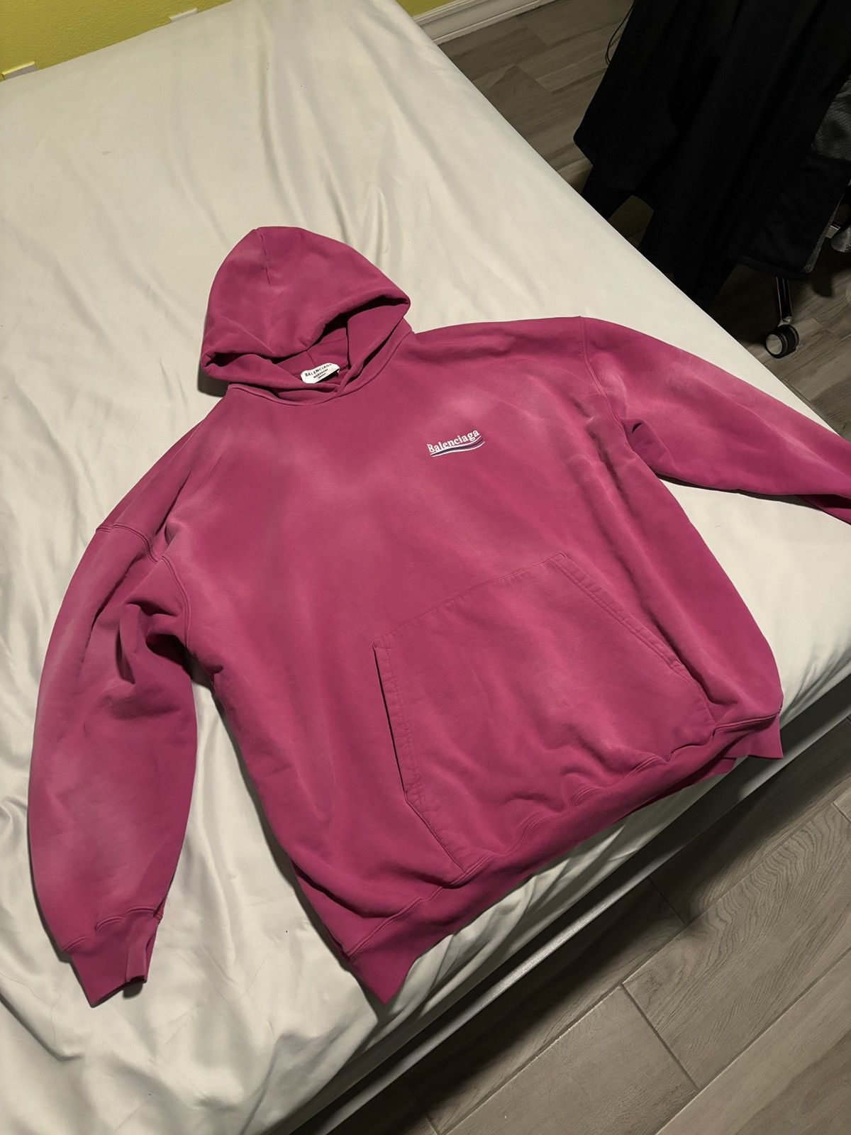 Balenciaga Balenciaga Campaign Hoodie Size US S / EU 44-46 / 1 - 3 Thumbnail