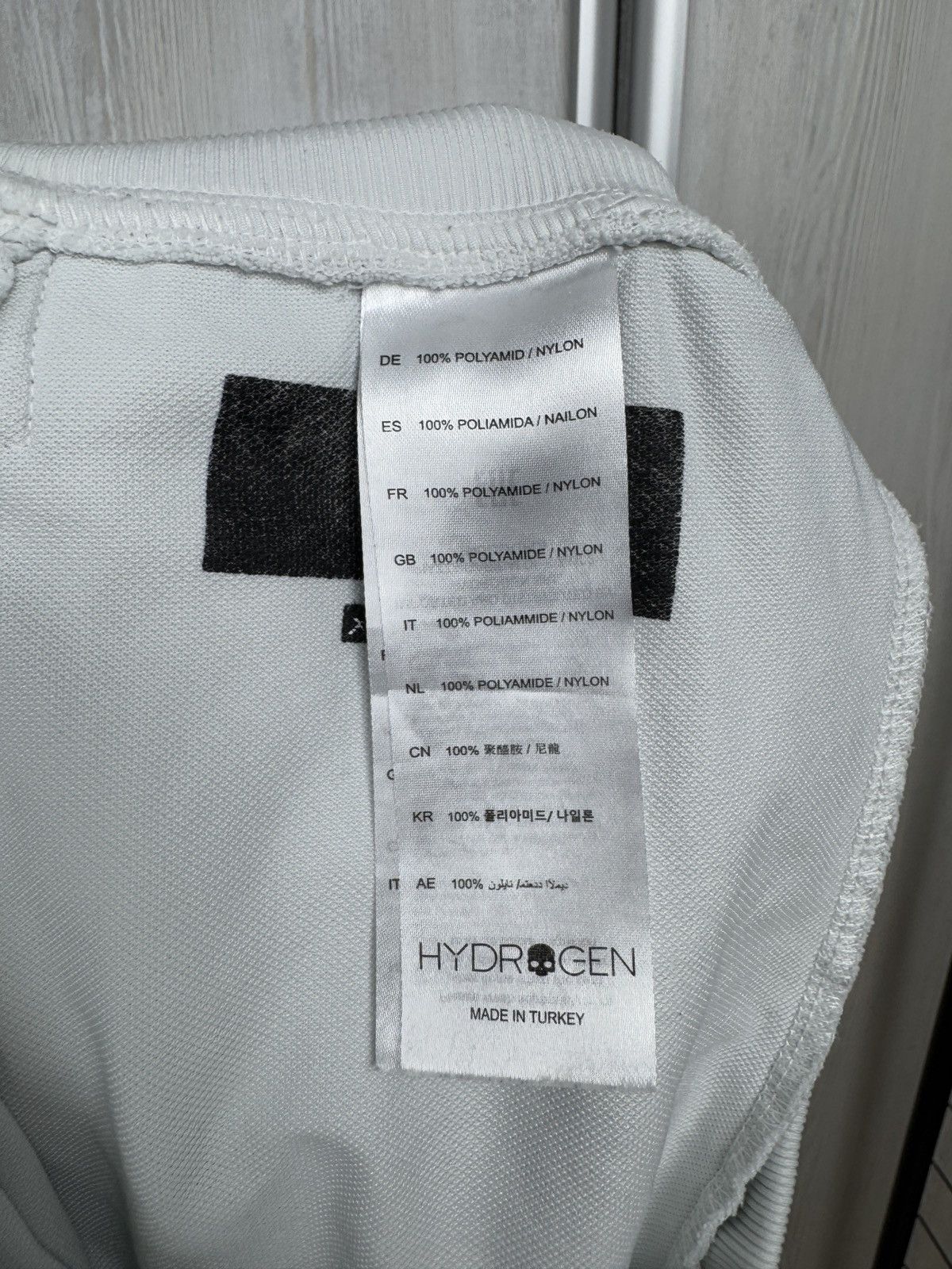 HYDROGEN Hydrogen white nylon reflective logo shorts Size US 36 / EU 52 - 9 Thumbnail