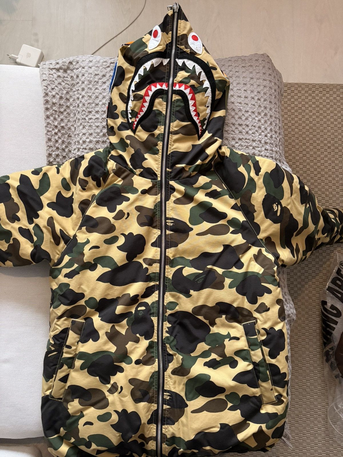 Bape BAPE 1st Camo Shark Down Jacket WGM Yellow OG Camo FW17 Size US XL / EU 56 / 4 - 1 Thumbnail