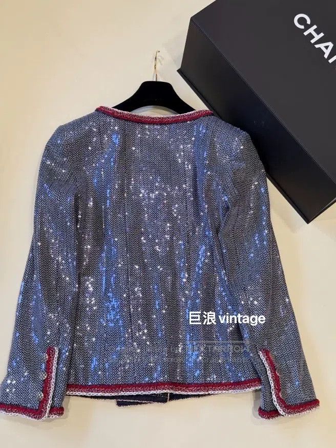 Chanel Chanel 20-year-old silver sequin glitter jacket Size S / US 4 / IT 40 - 3 Thumbnail