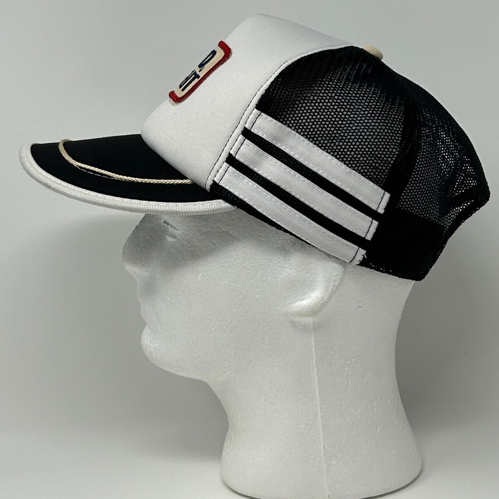 Vintage Vintage Bud Light 3 Stripe Trucker Hat Baseball Cap White Size ONE SIZE - 9 Thumbnail