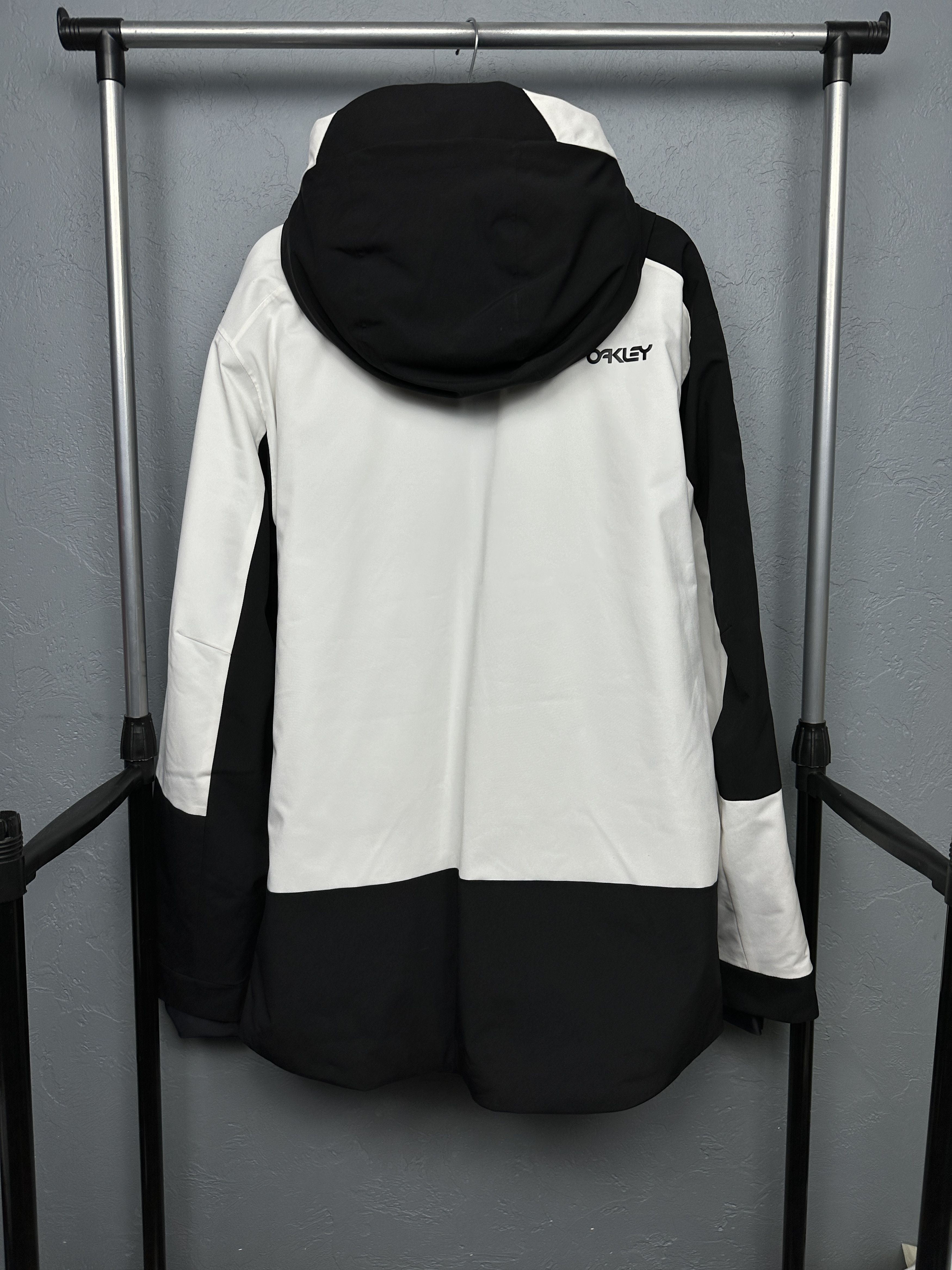 Oakley Oakley Mens Ski Jacket Size US XL / EU 56 / 4 - 12 Thumbnail