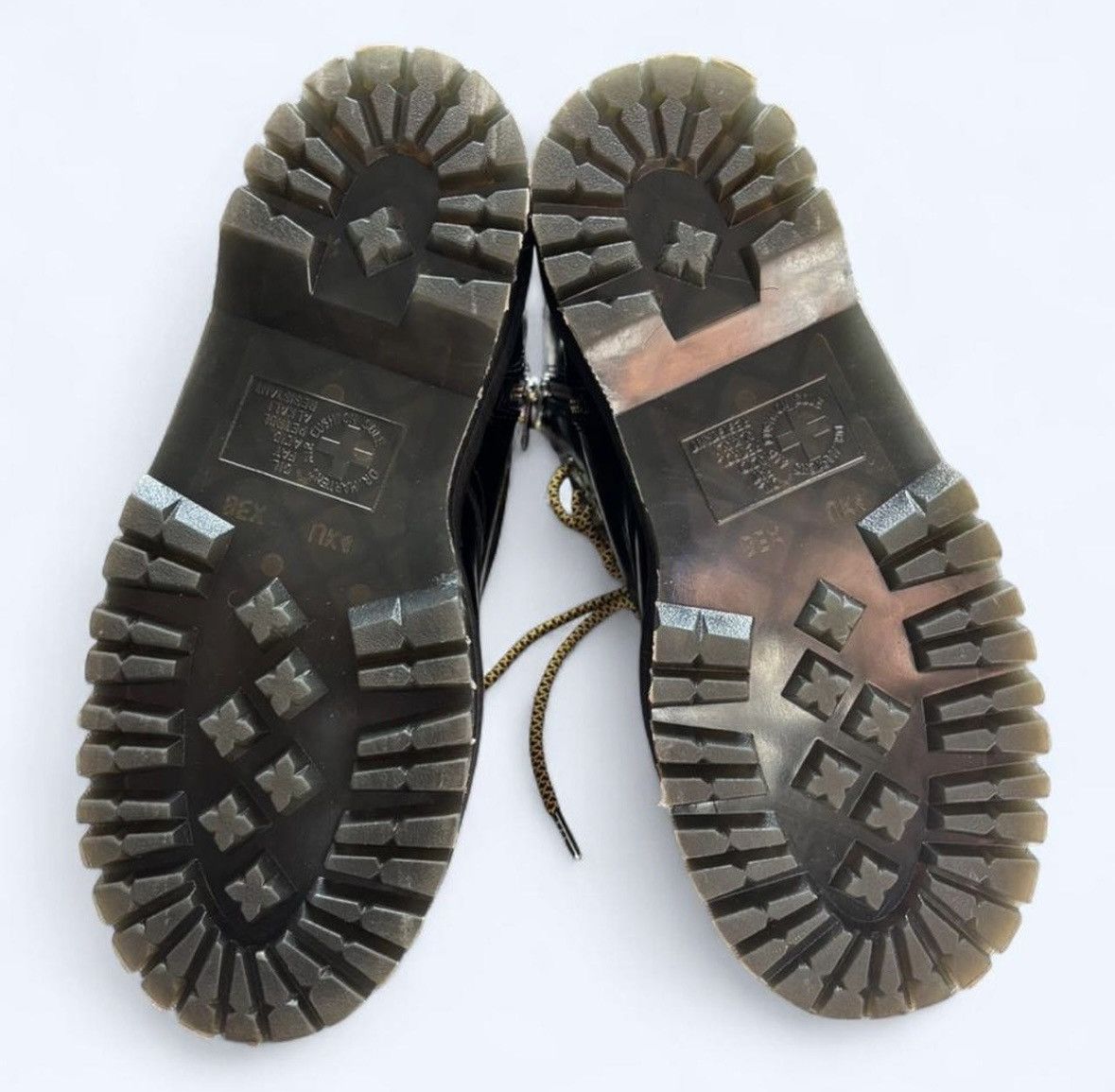Dr. Martens Dr. Martens boots Size US 6 / IT 36 - 2 Thumbnail