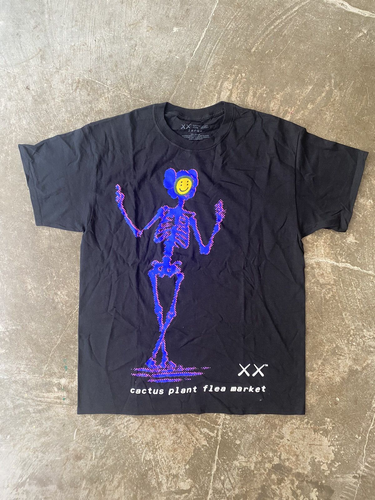 Cactus Plant Flea Market × Kaws Cactus Plant Flea Market X Kaws Tee Readymade Saint Michael Size US L / EU 52-54 / 3 - 1 Thumbnail