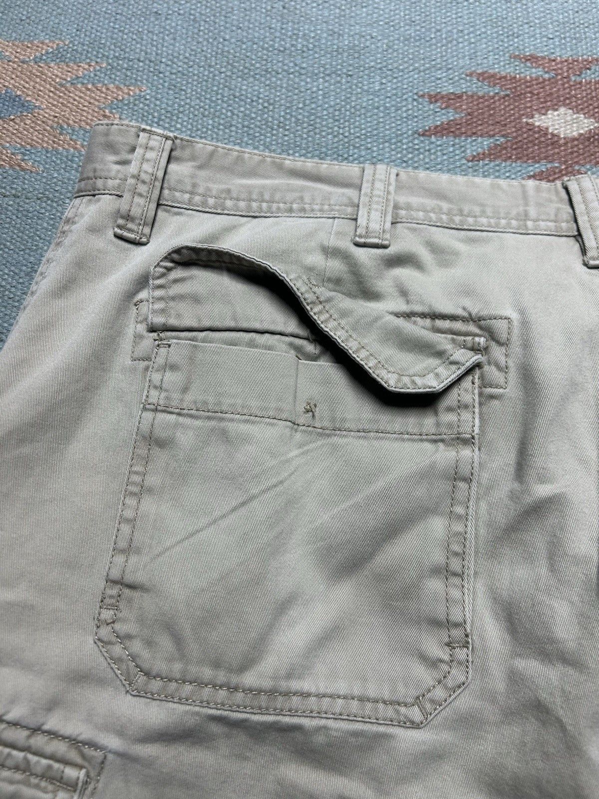 St. Johns Bay St John’s Bay cargo shorts utility pockets hiking outdoor 40 Size US 40 / EU 56 - 8 Thumbnail