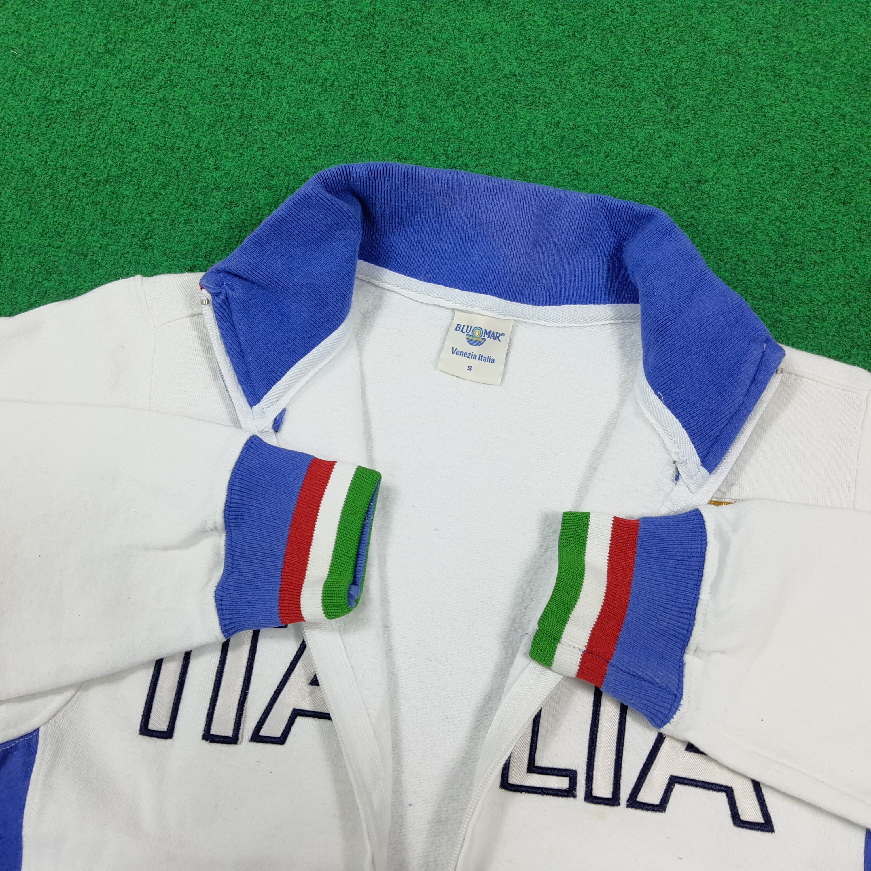 Vintage Vintage 90s Italy National Team Track Jacket Italia C295N26 Size US S / EU 44-46 / 1 - 4 Thumbnail