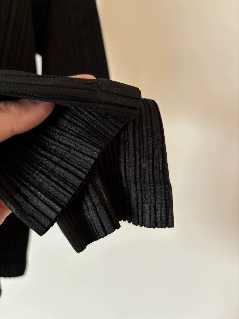 Issey Miyake issey miyake size:3 Black long sleeves 2506-Nextarrow Size XXS / US 00 / IT 34 - 6 Thumbnail